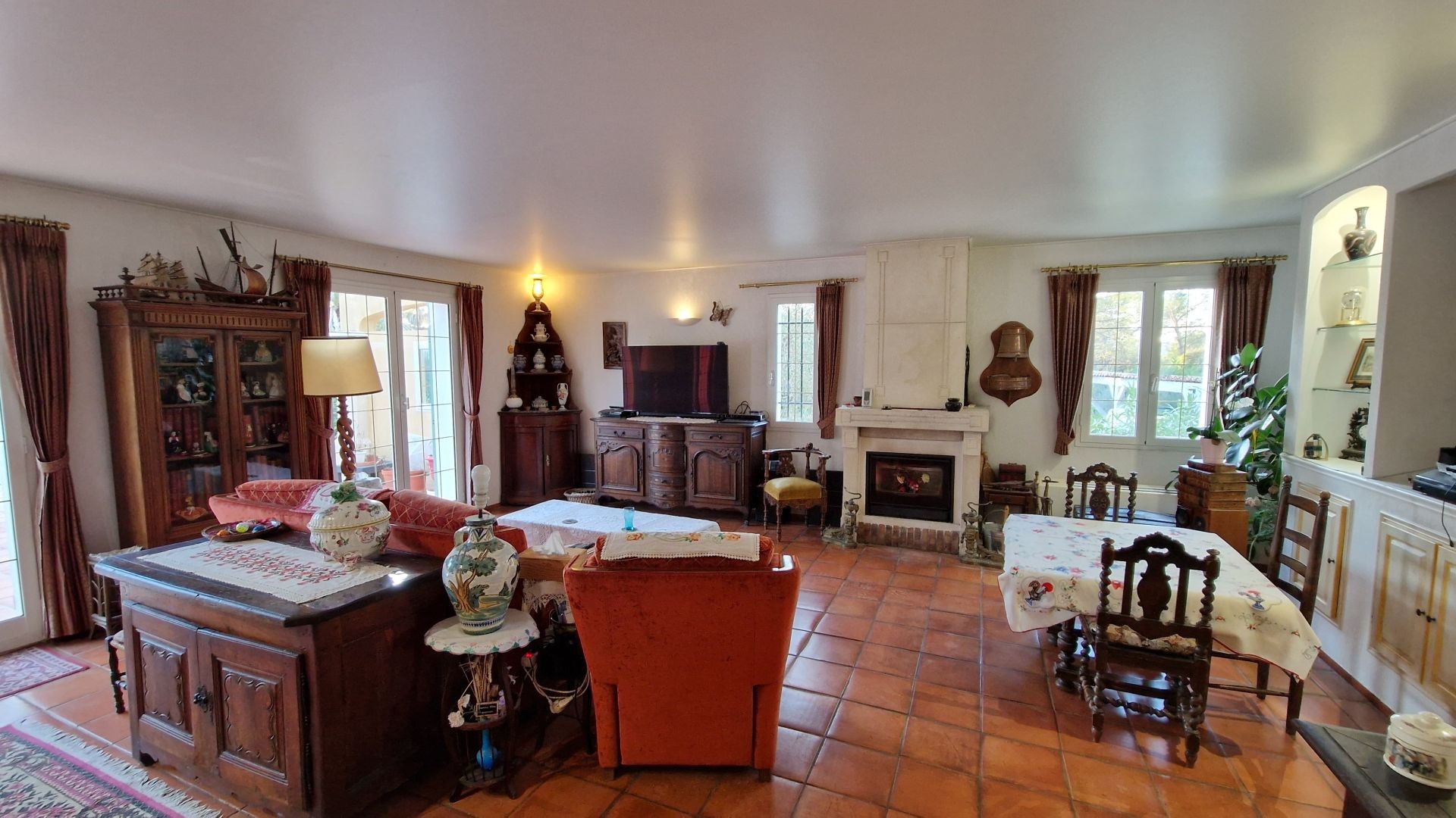 Maison à vendre à Le cannet des maures, 218 m², 9 pièces – photo 3 sur 14