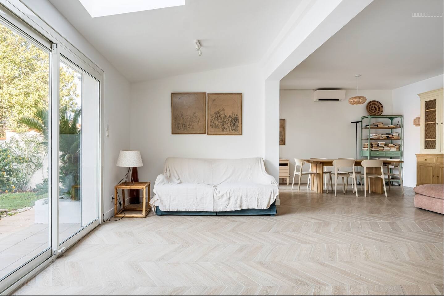 Maison à vendre à Marseille, 200 m², 8 pièces – photo 3 sur 19
