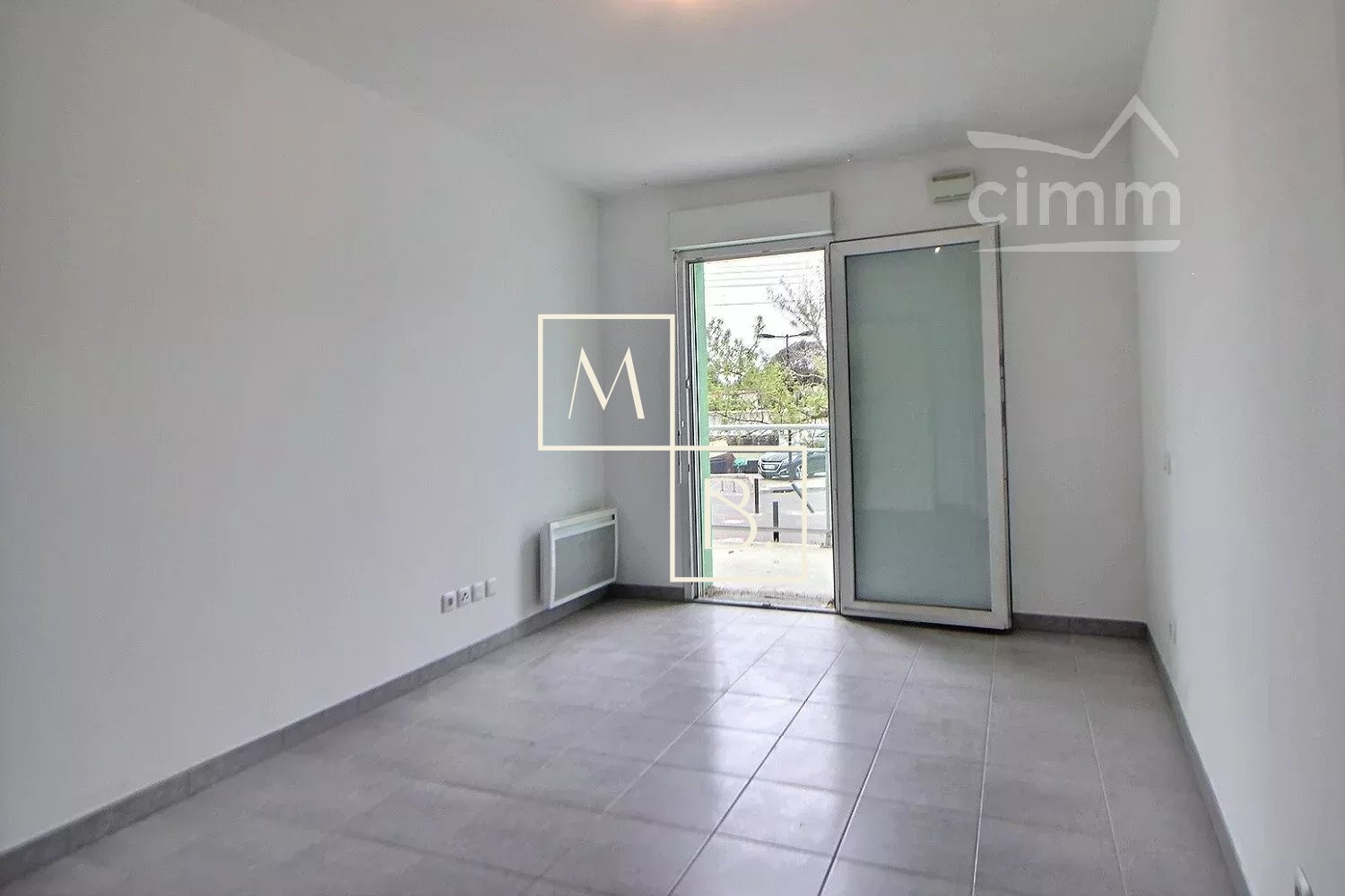 A LOUER - MONTPELLIER Antigone/Rives du Lez T2 24,99 m2 avec balcon et parking — photo 6