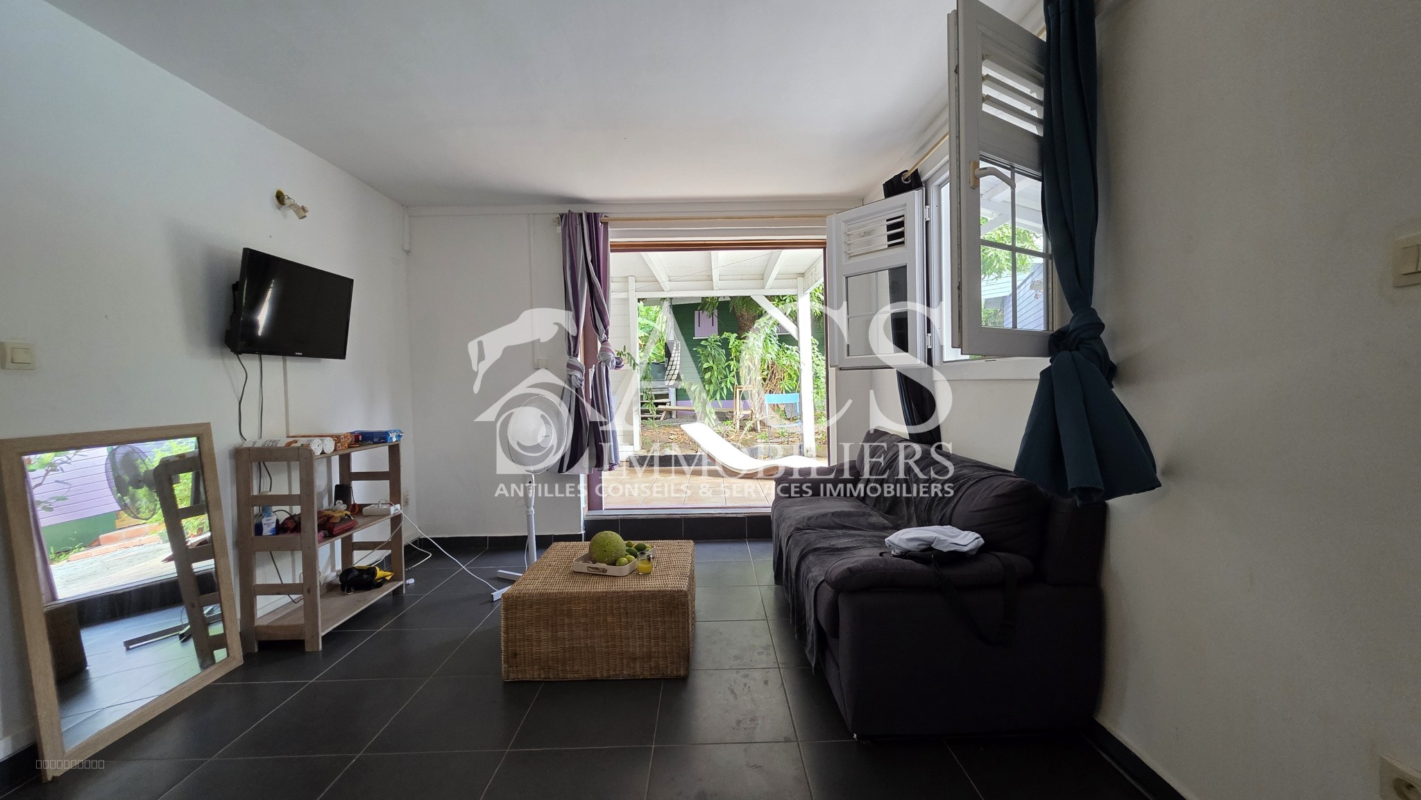 Appartement à vendre à Case pilote, 831 m², 3 pièces – photo 2 sur 5