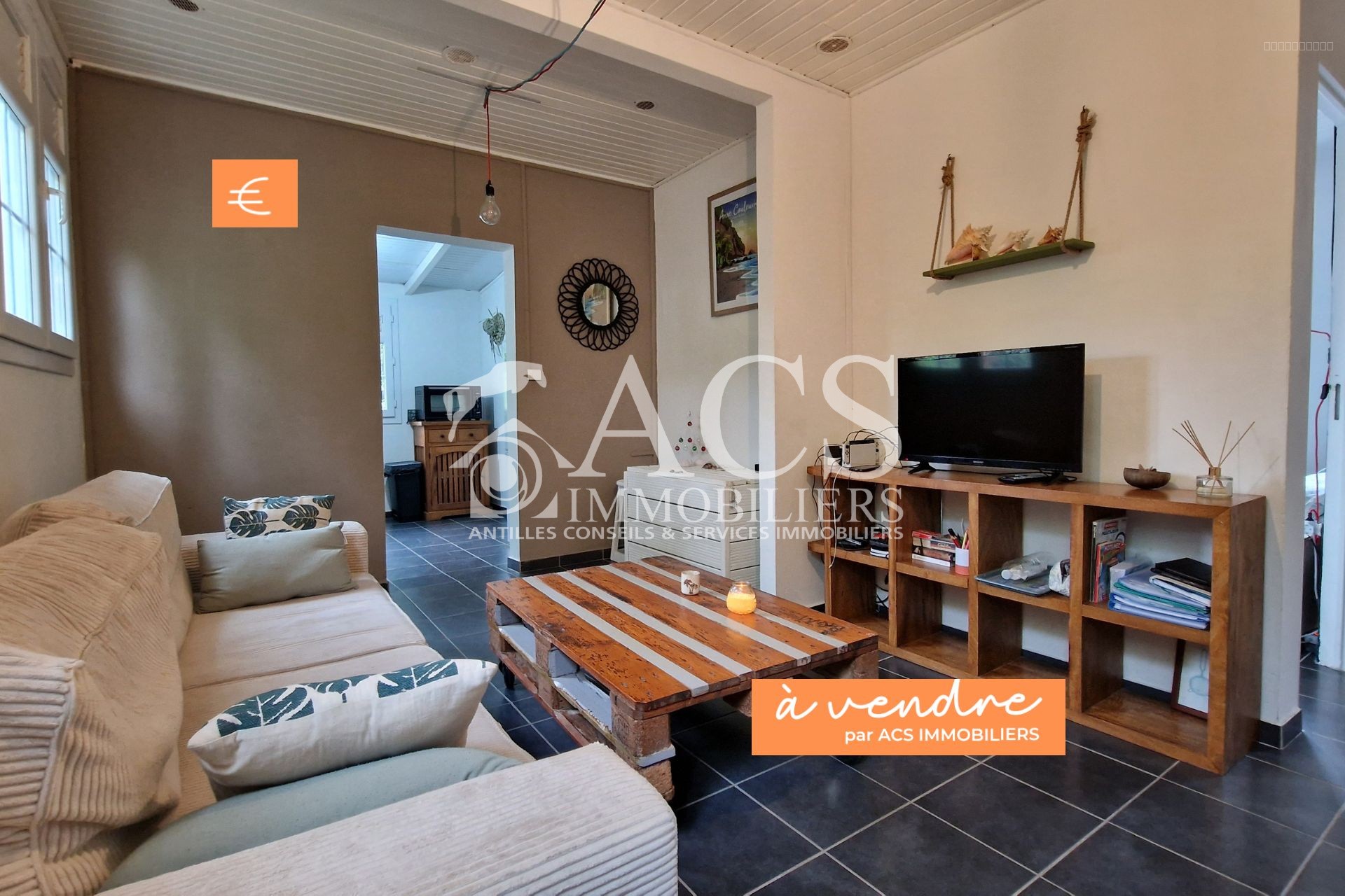 Appartement à vendre à Case pilote, 820 m², 3 pièces – photo 1 sur 4