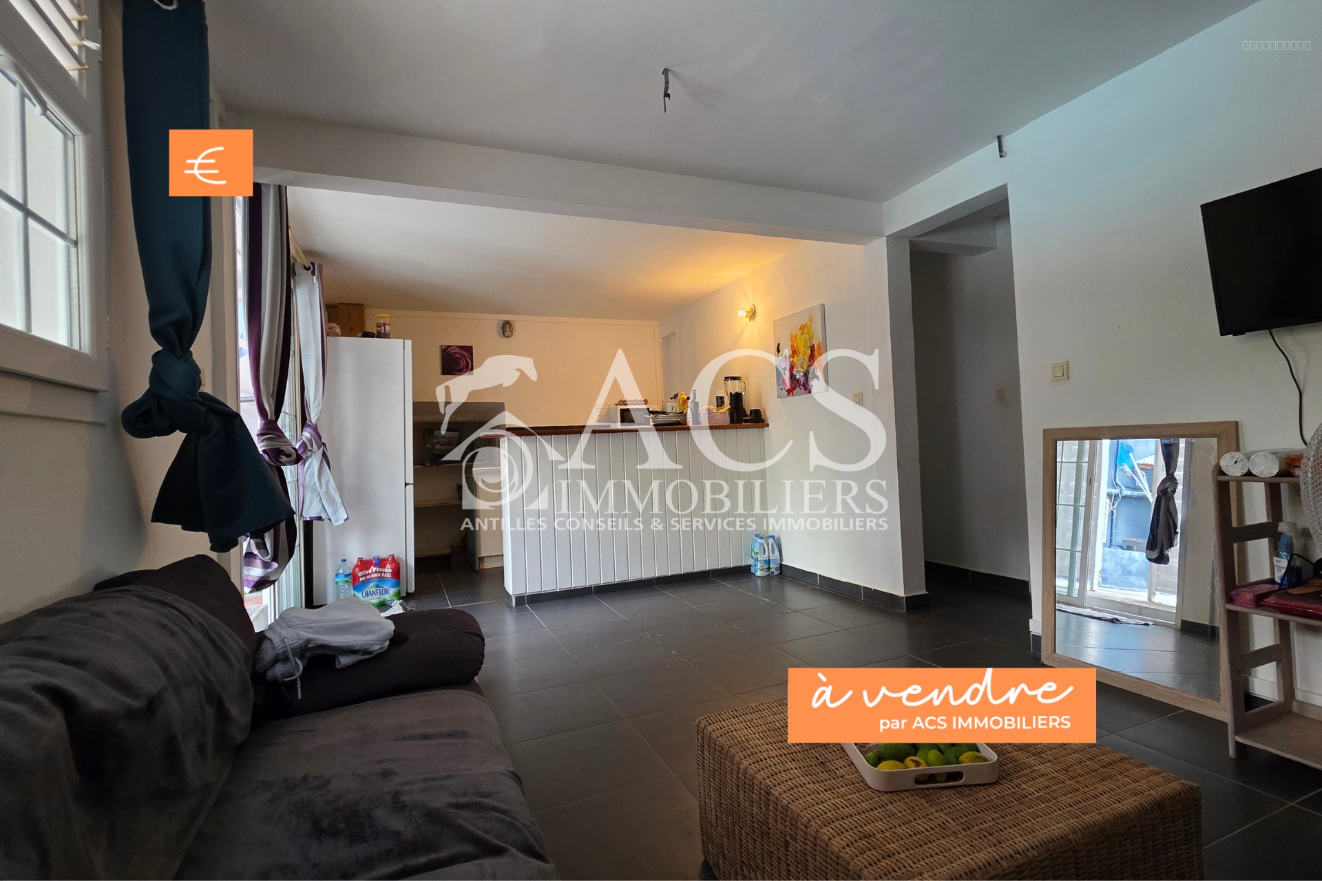 Appartement à vendre à Case pilote, 831 m², 3 pièces – photo 1 sur 5