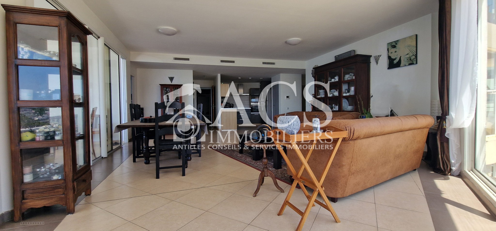 Appartement à vendre à Fort de france, 64 m², 4 pièces – photo 2 sur 7