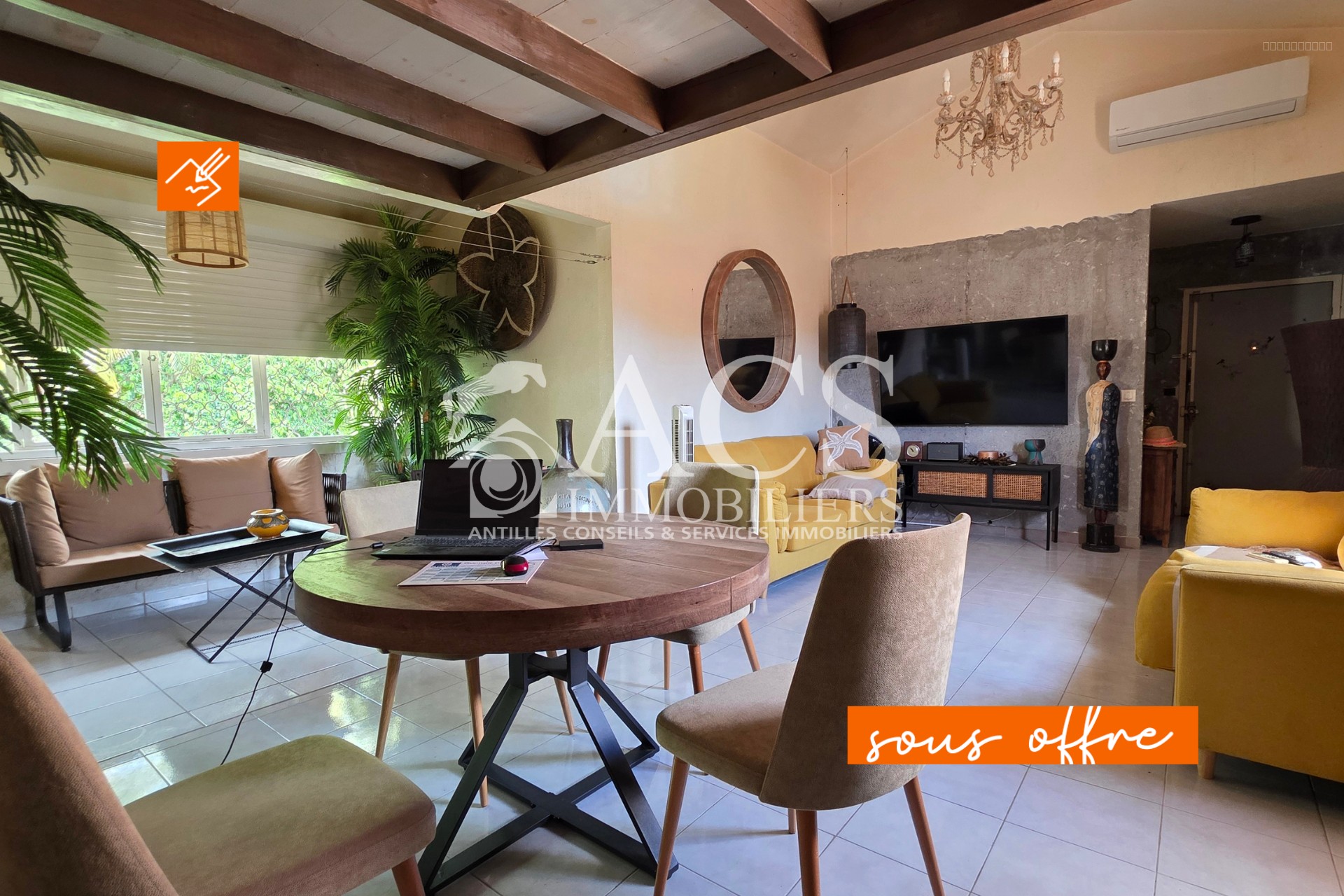 Appartement à vendre à Schoelcher, 272 m², 3 pièces – photo 1 sur 5