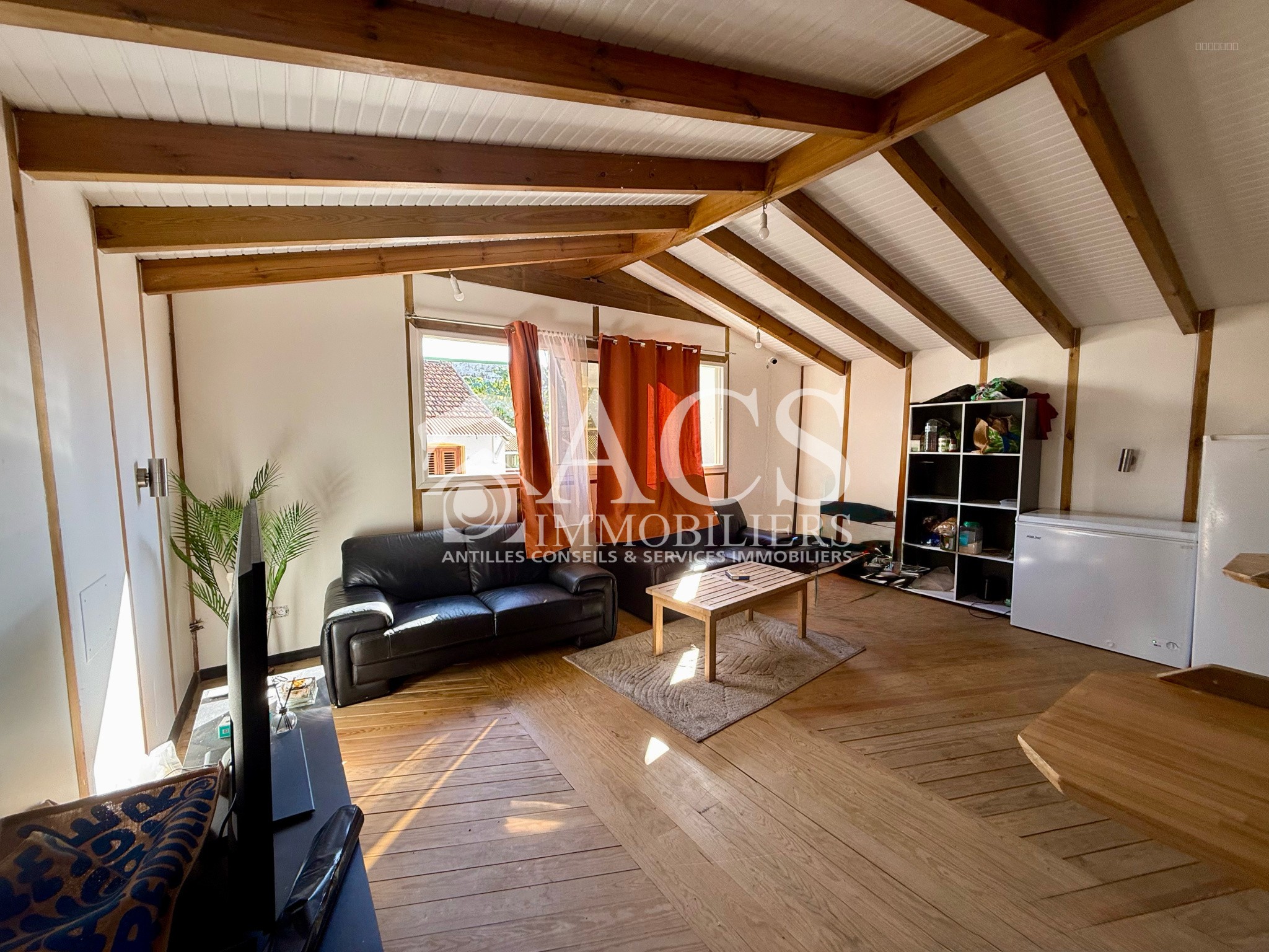 Immeuble à vendre à Fort de france, 380 m² – photo 3 sur 10