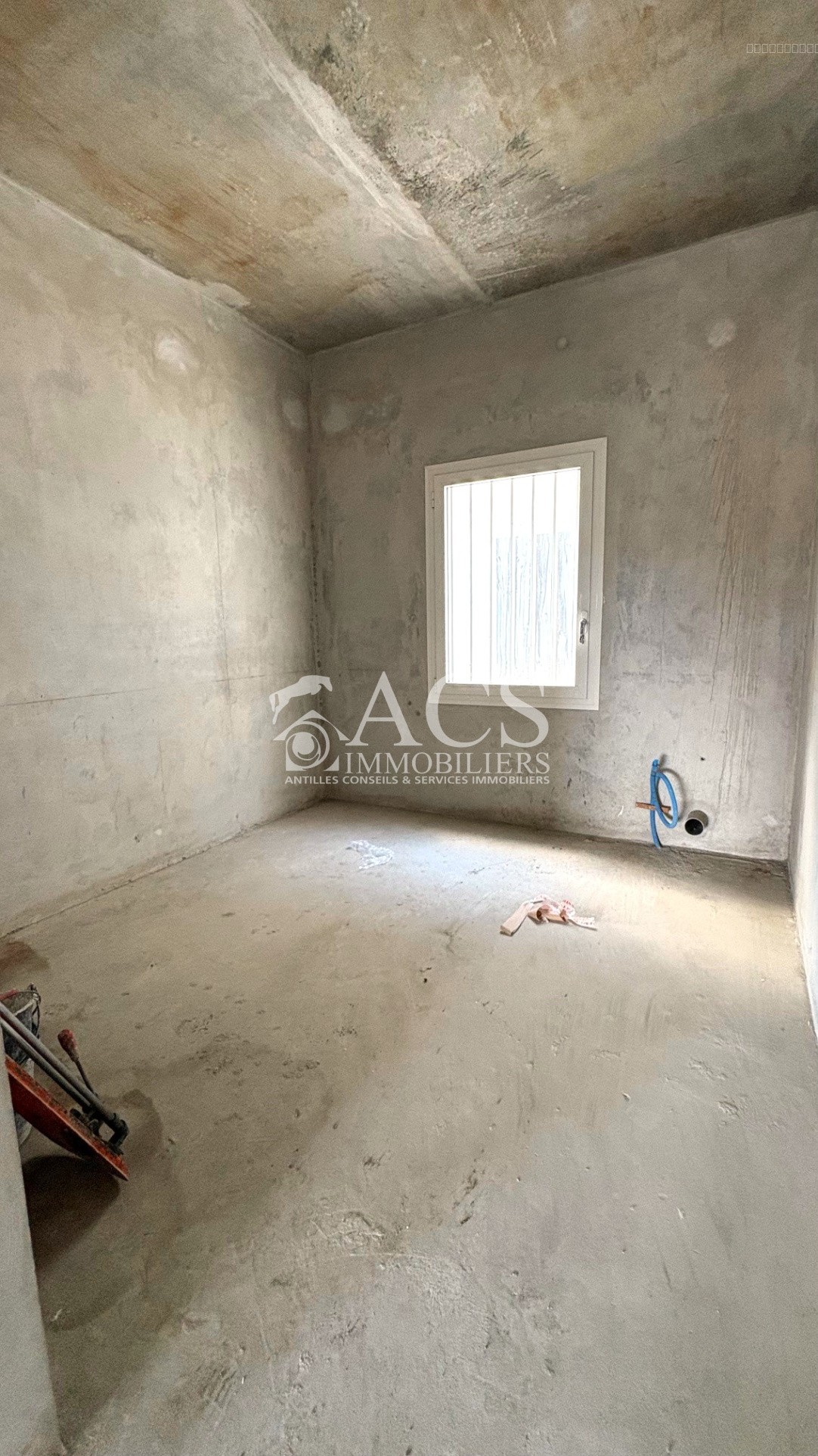 Maison à vendre à Fort de france, 445 m², 5 pièces – photo 3 sur 4