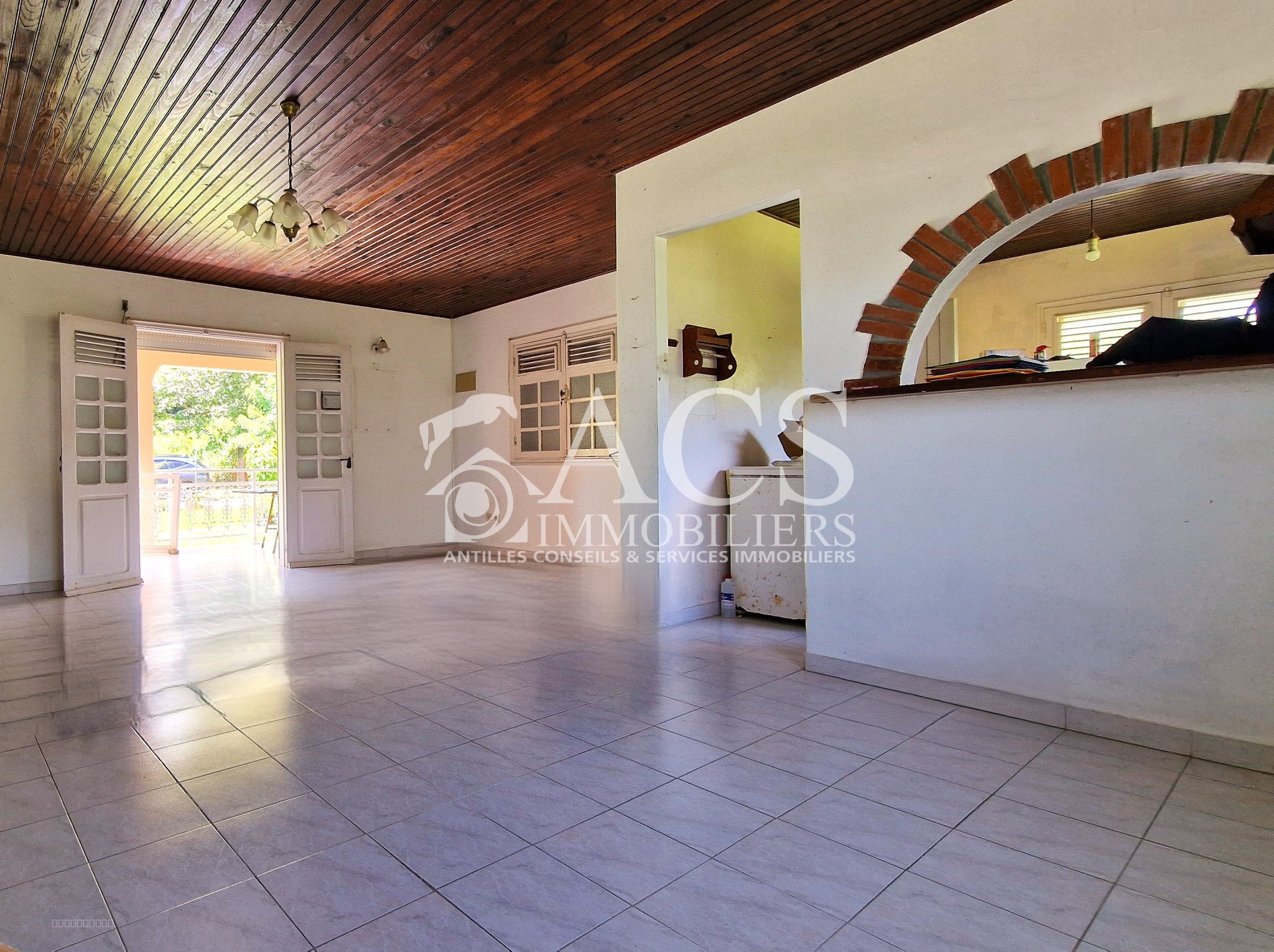 Maison à vendre à L ajoupa bouillon, 1 190 m², 3 pièces – photo 2 sur 3