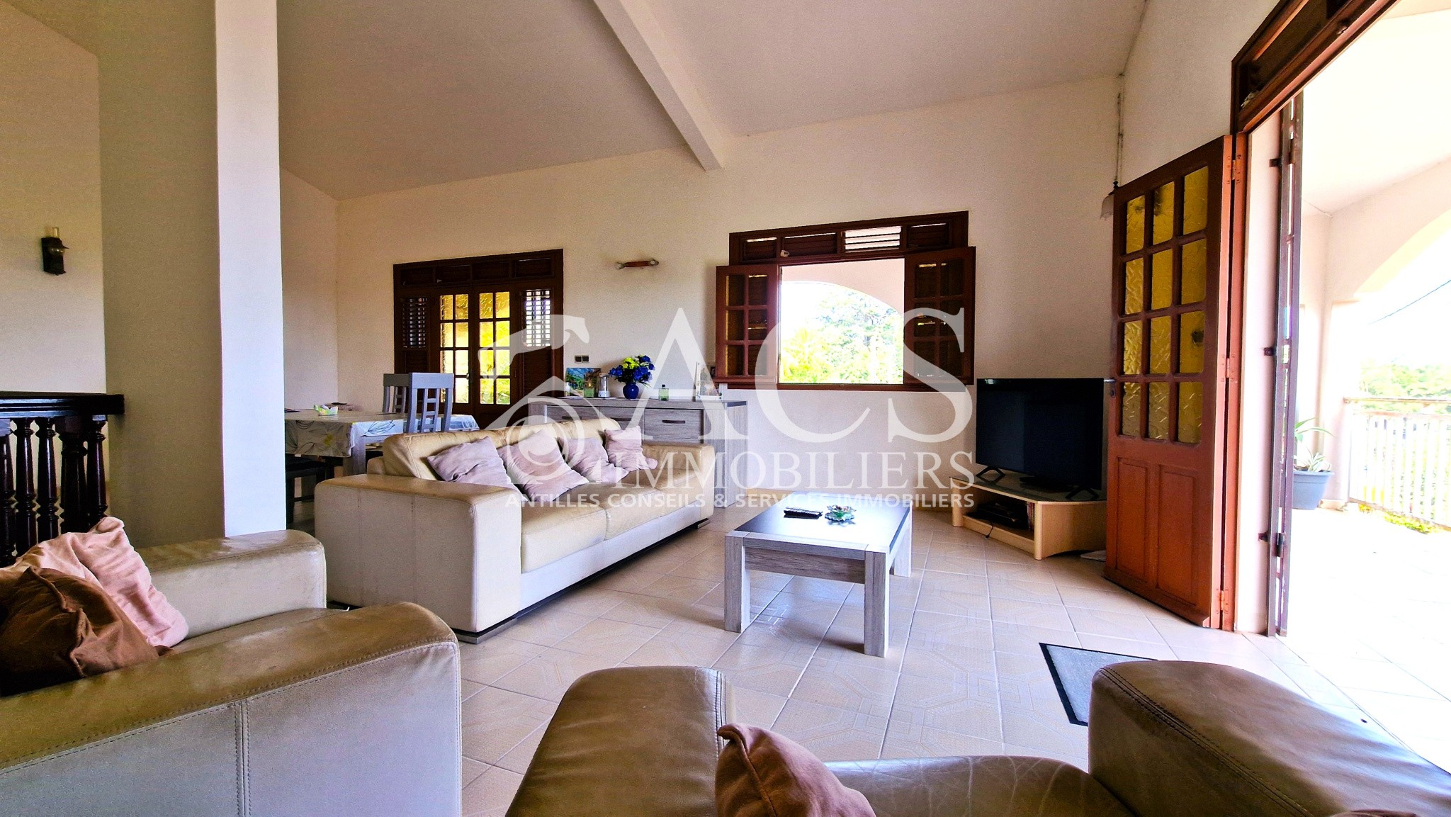 Maison à vendre à L ajoupa bouillon, 402 m², 9 pièces – photo 2 sur 4