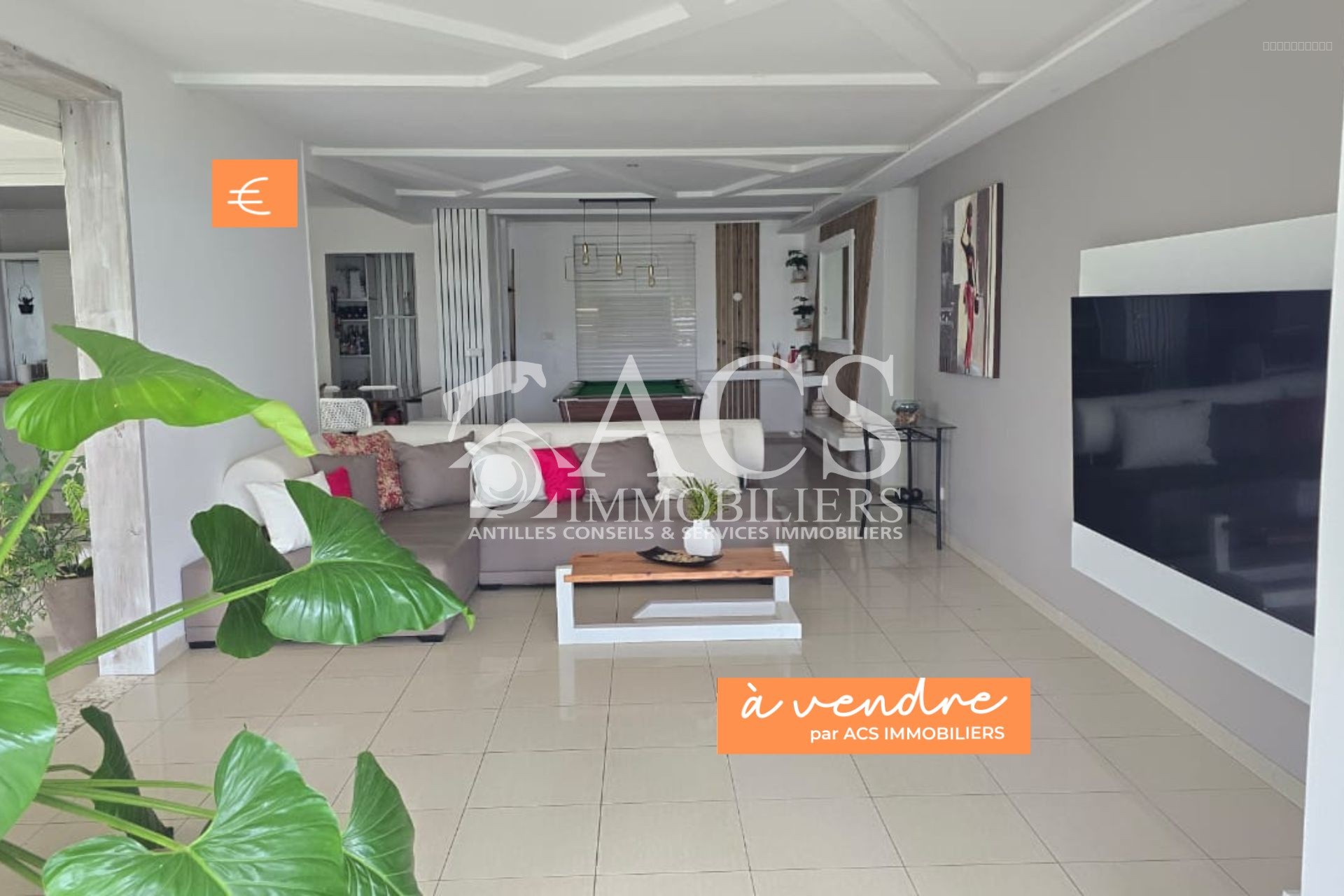 Villa à vendre à Le marin, 26,15 m², 8 pièces – photo 1 sur 12