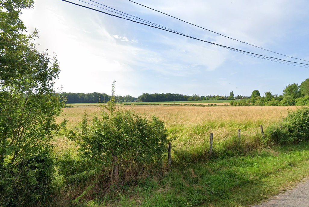 Terrain à vendre à St jean de bonneval, 1 500 m² – photo 1 sur 1