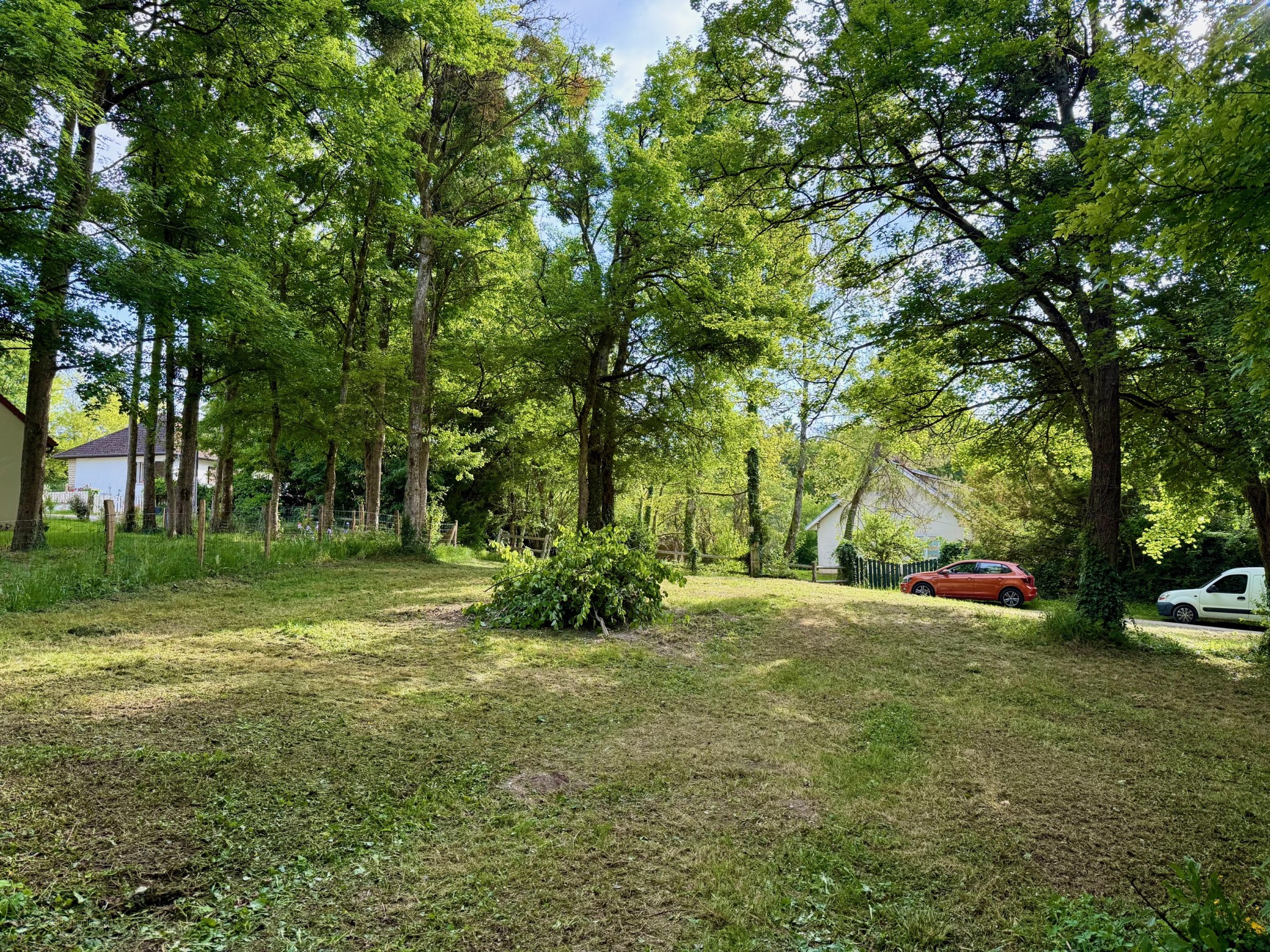 Terrain à vendre à Javernant, 880 m² – photo 2 sur 4