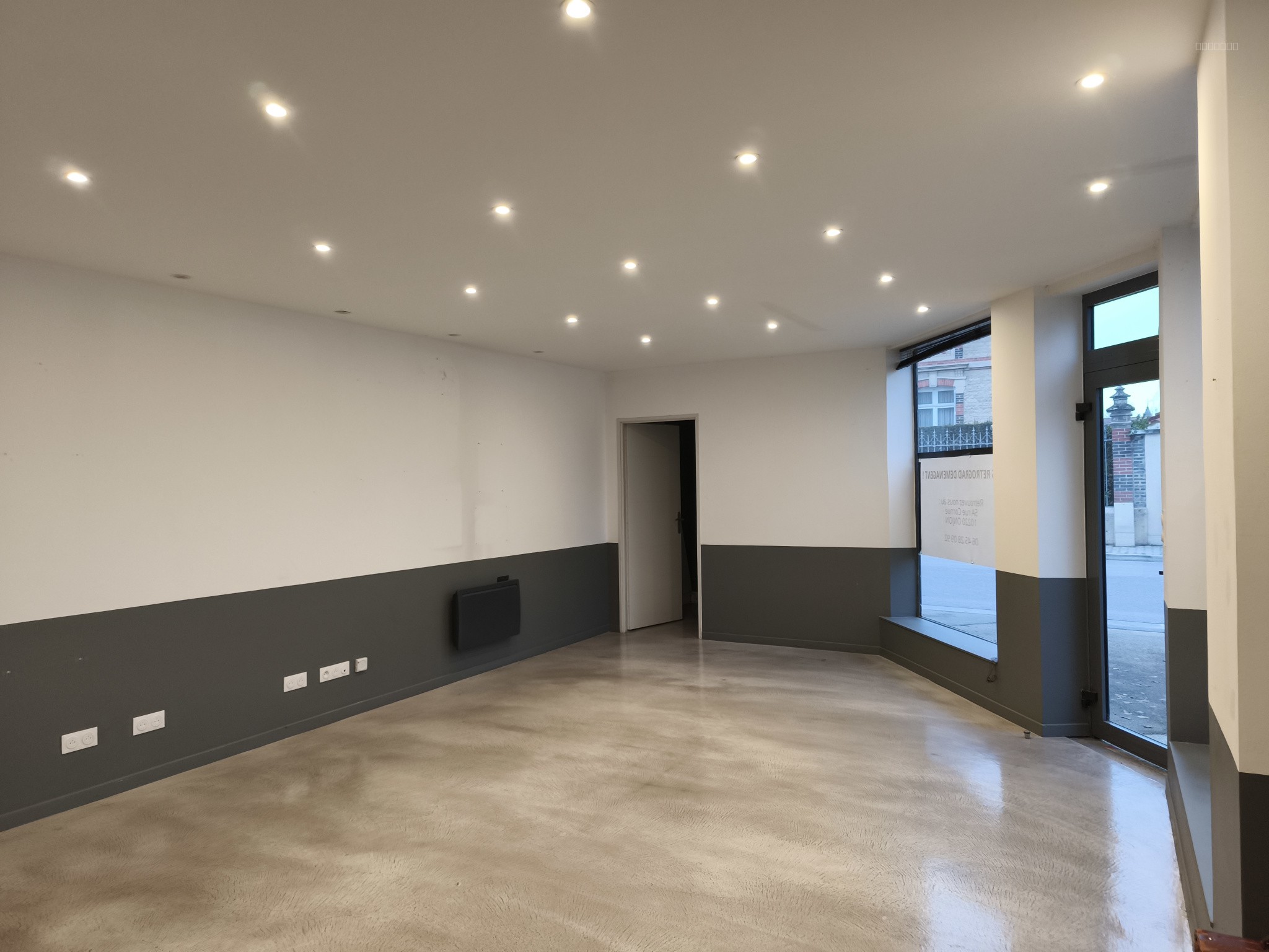 Bien immobilier à vendre à Arcis sur aube, 1 080 m² – photo 3 sur 4