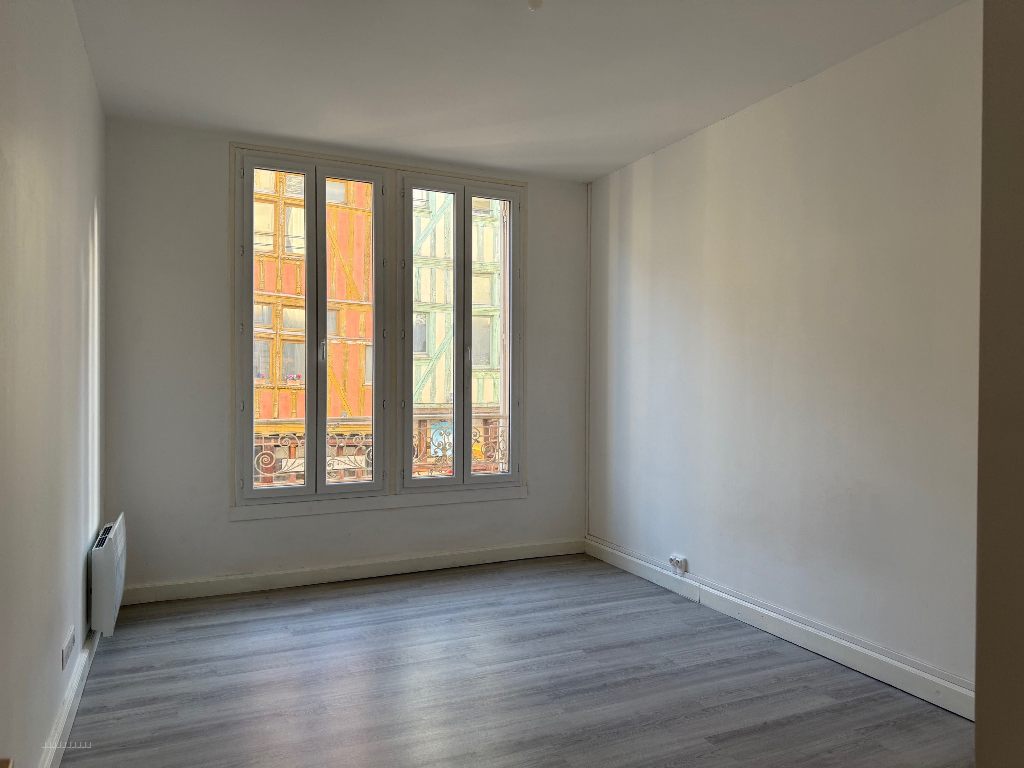 TROYES - Appartement 3 pièces 68m2 — photo 4