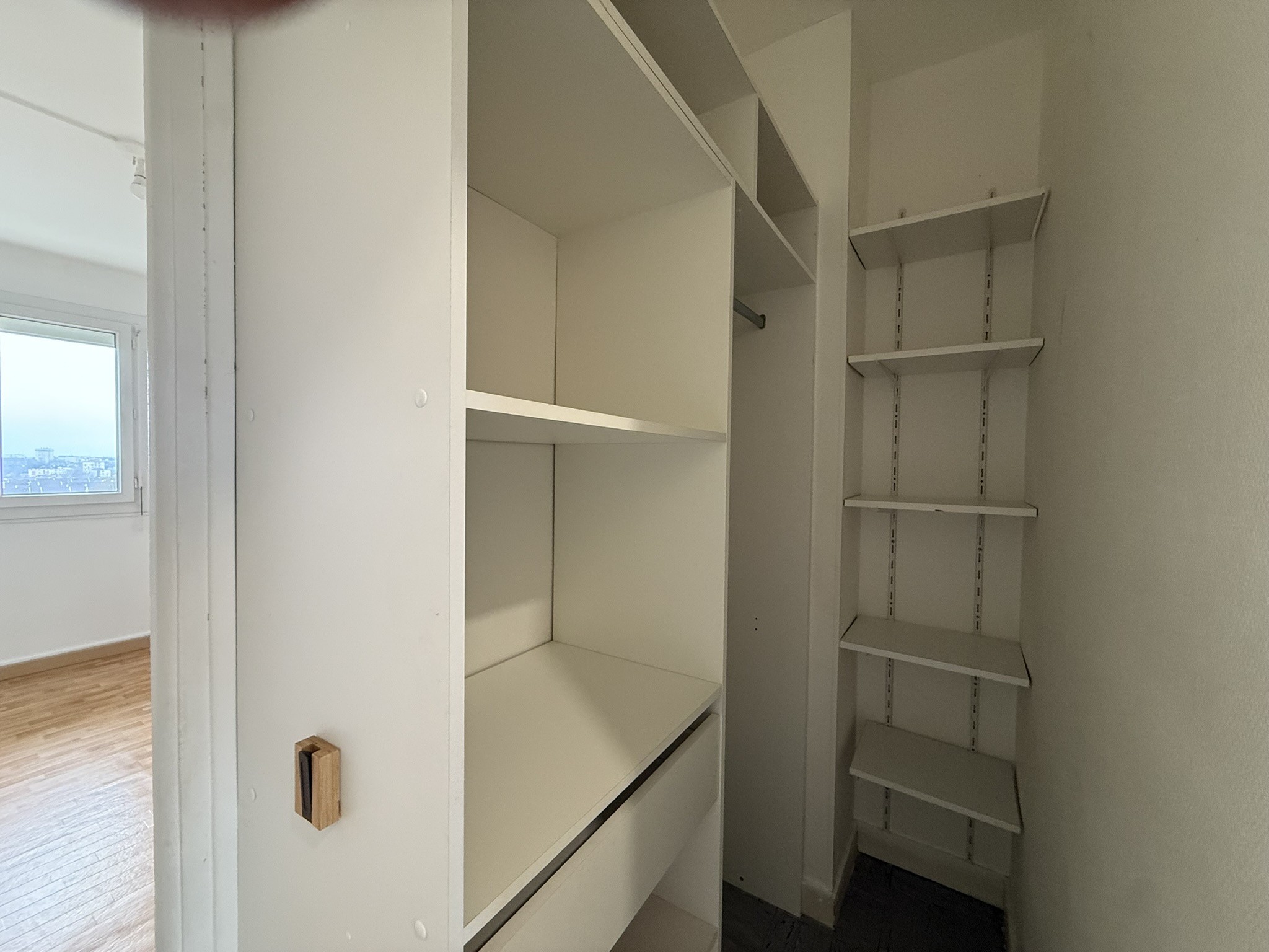 Appartement à vendre à La chapelle st luc, 60,69 m², 4 pièces – photo 3 sur 8