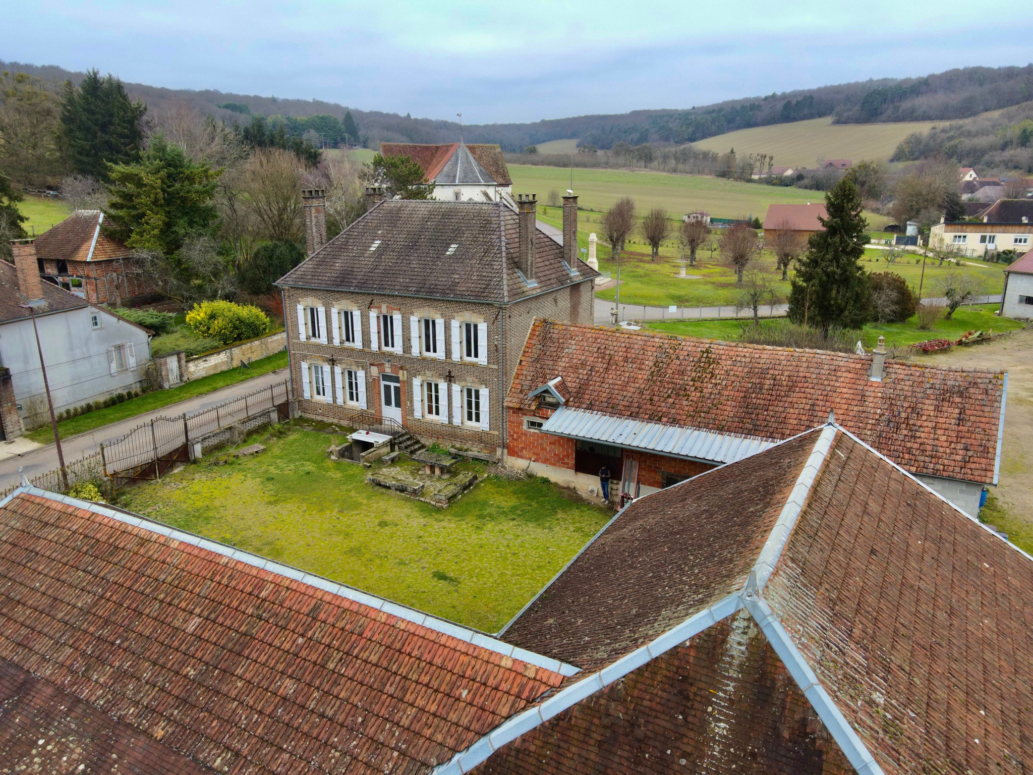 Ferme à vendre à Javernant, 232,63 m², 7 pièces – photo 2 sur 14