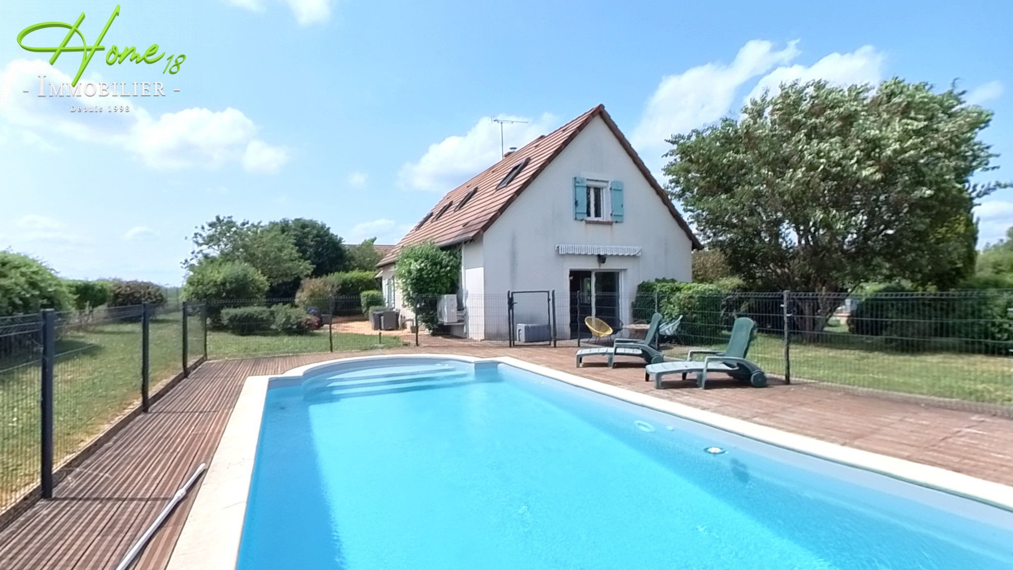 Maison à vendre à Plaimpied givaudins, 135 m², 6 pièces – photo 1 sur 20