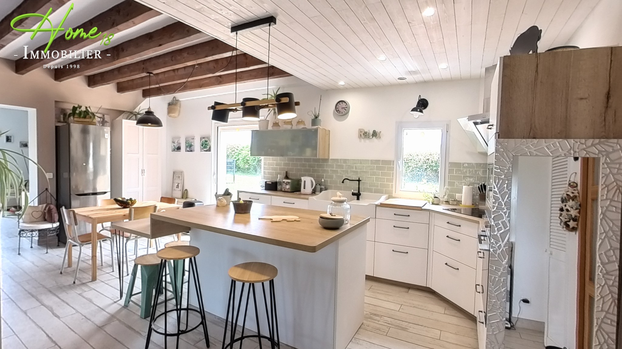 Maison à vendre à Plaimpied givaudins, 135 m², 6 pièces – photo 2 sur 20