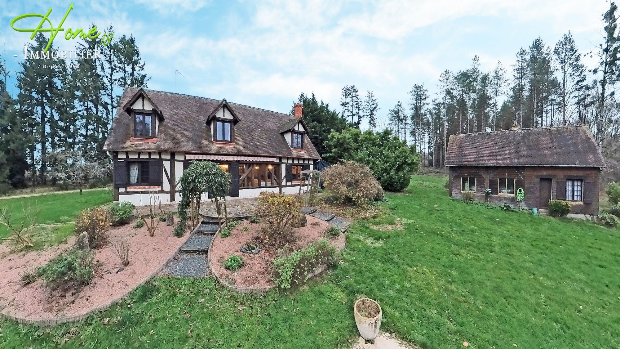 Maison à vendre à Allogny, 145 m², 7 pièces – photo 1 sur 20