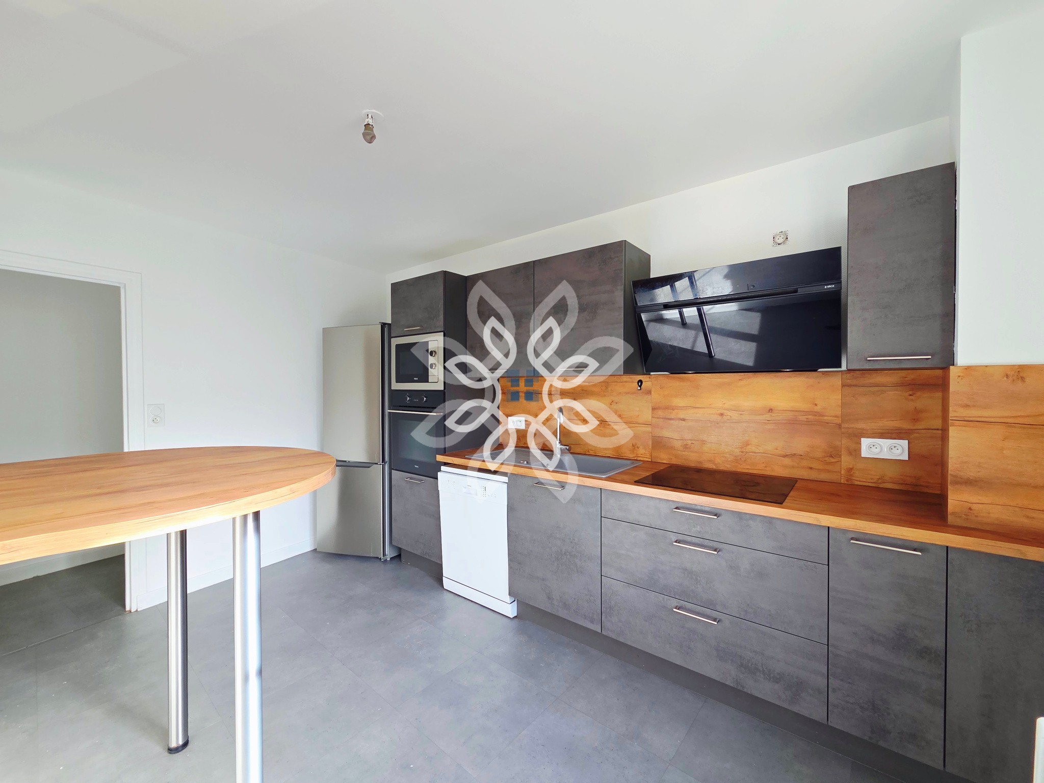 Appartement à louer à Brioude, 109 m², 4 pièces – photo 2 sur 11