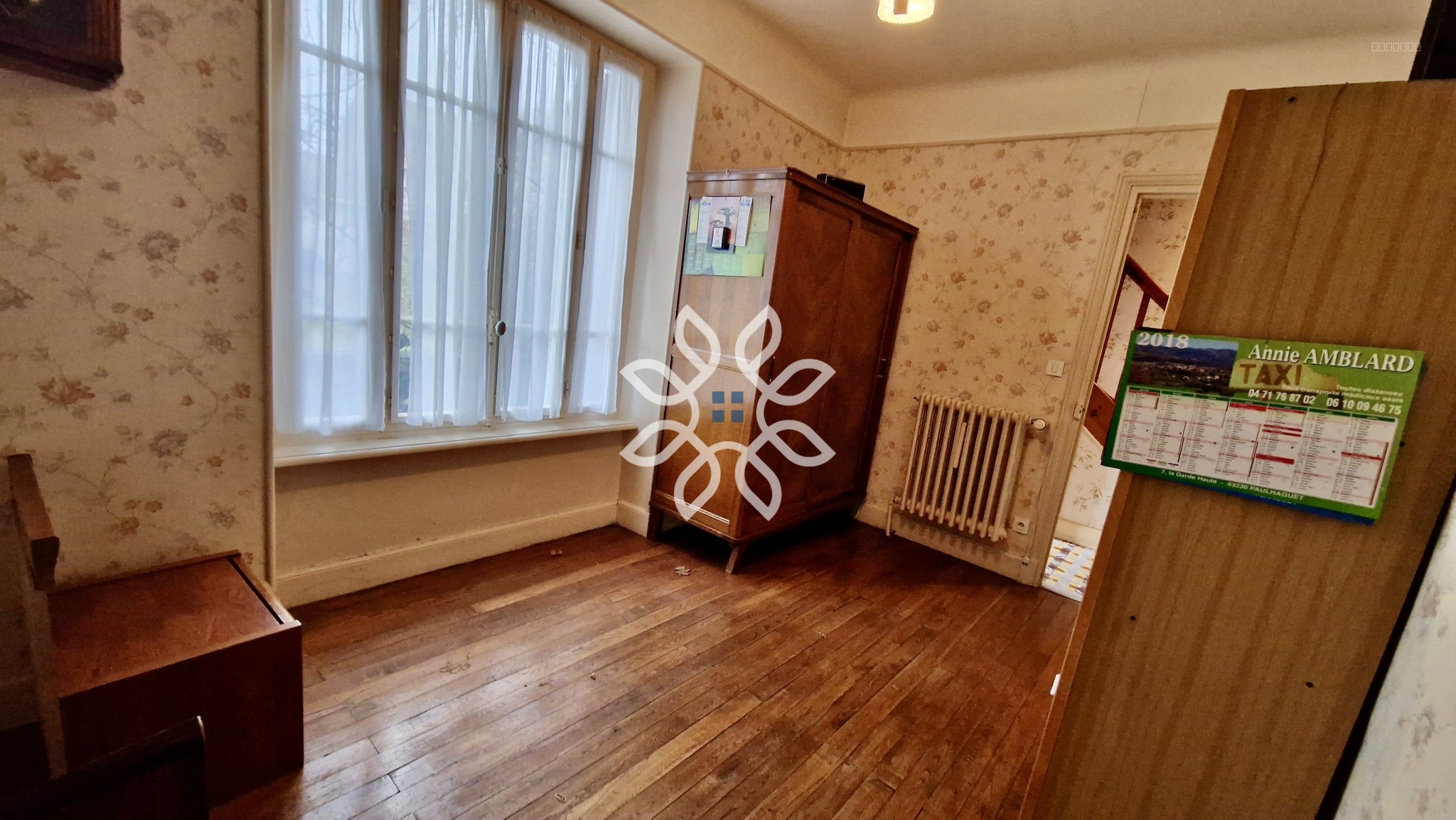 Maison avec garage et jardin — photo 9