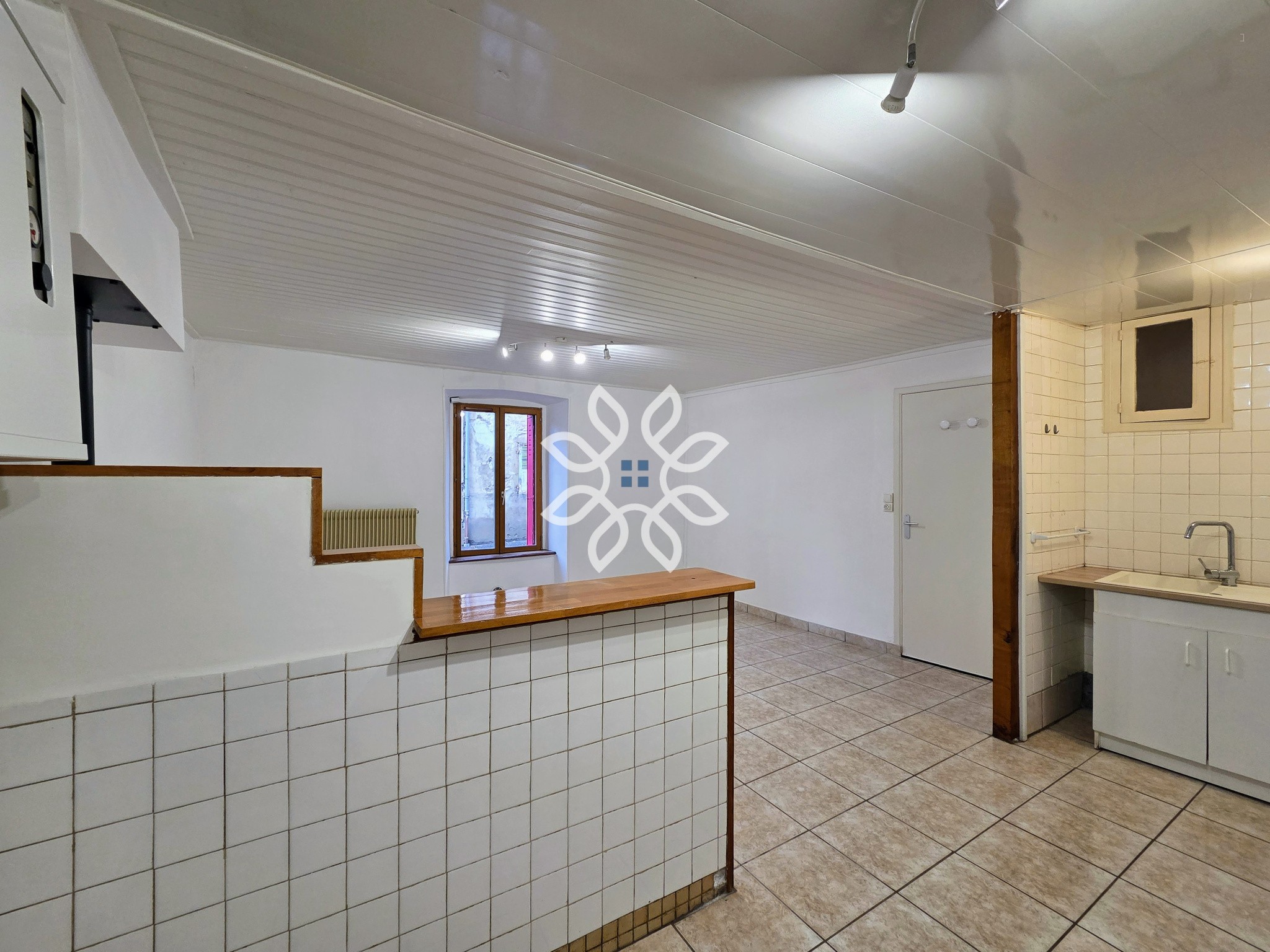 Bien immobilier à vendre à Molompize, 36 m², 7 pièces – photo 3 sur 10