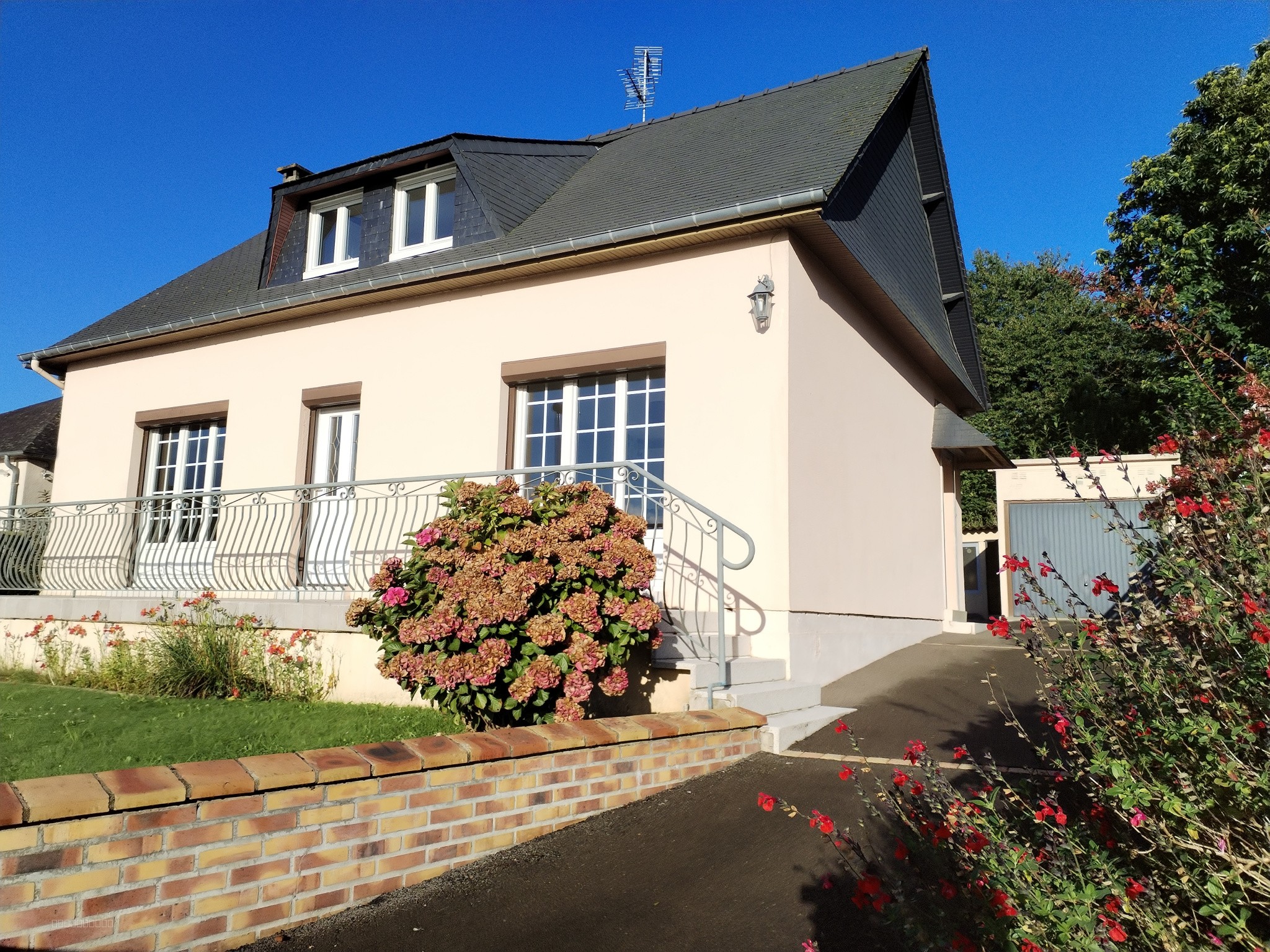 Maison à vendre à Lecousse, 32,72 m², 5 pièces – photo 2 sur 20