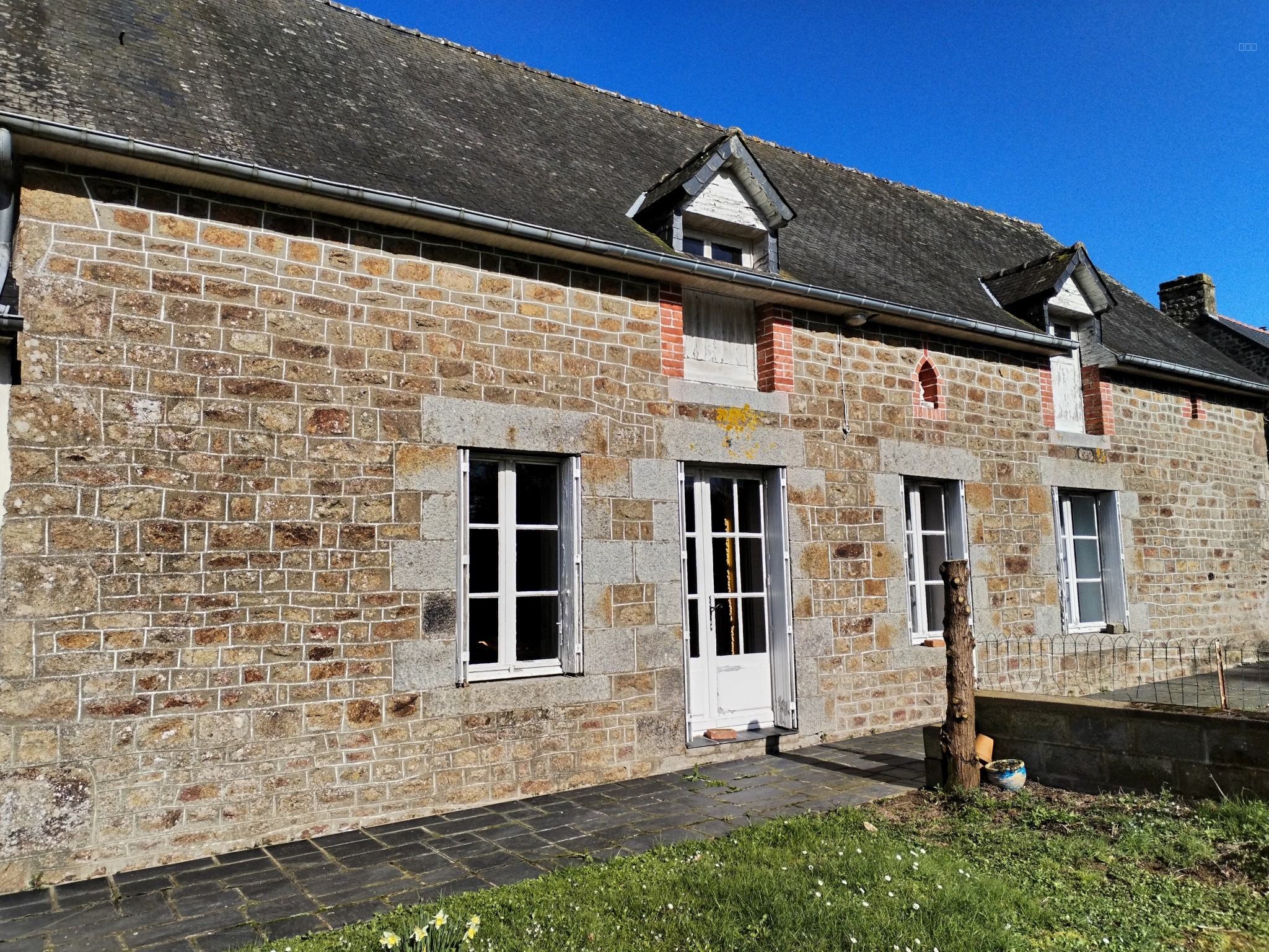 Maison à vendre à Fleurigne, 197 m², 5 pièces – photo 3 sur 16