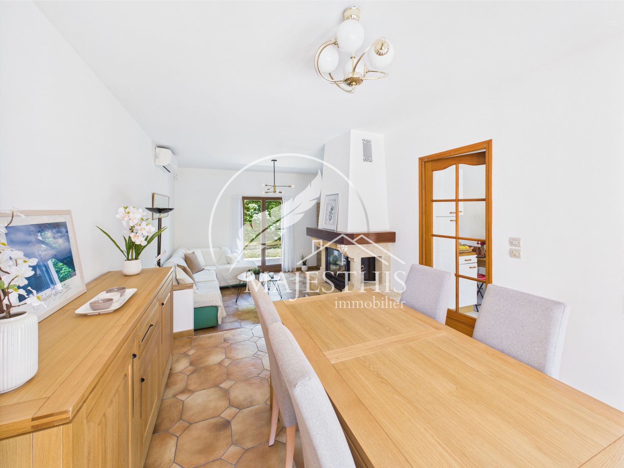 BELLE MAISON FAMILIALE DE 113-QUARTIER COSTEBELLE-ALMANARRE — photo 13