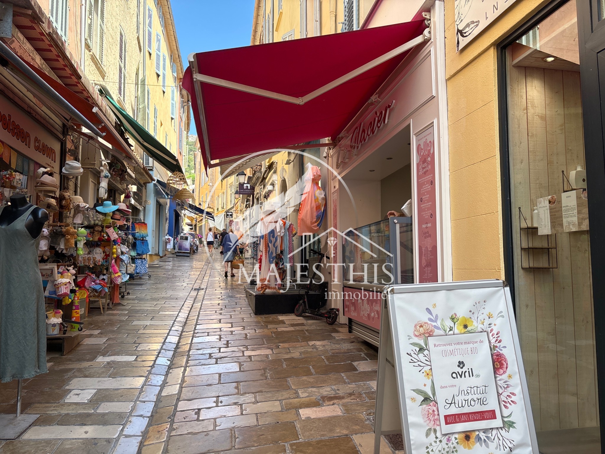 Bien immobilier à vendre à Hyeres, 50 m² – photo 1 sur 13