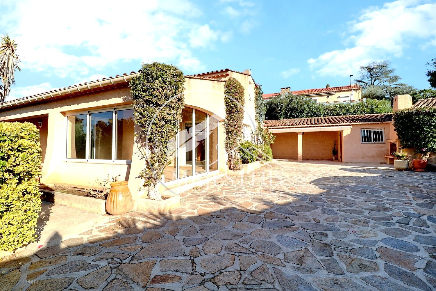 Maison à vendre à Bormes les mimosas, 21,43 m², 5 pièces – photo 2 sur 9