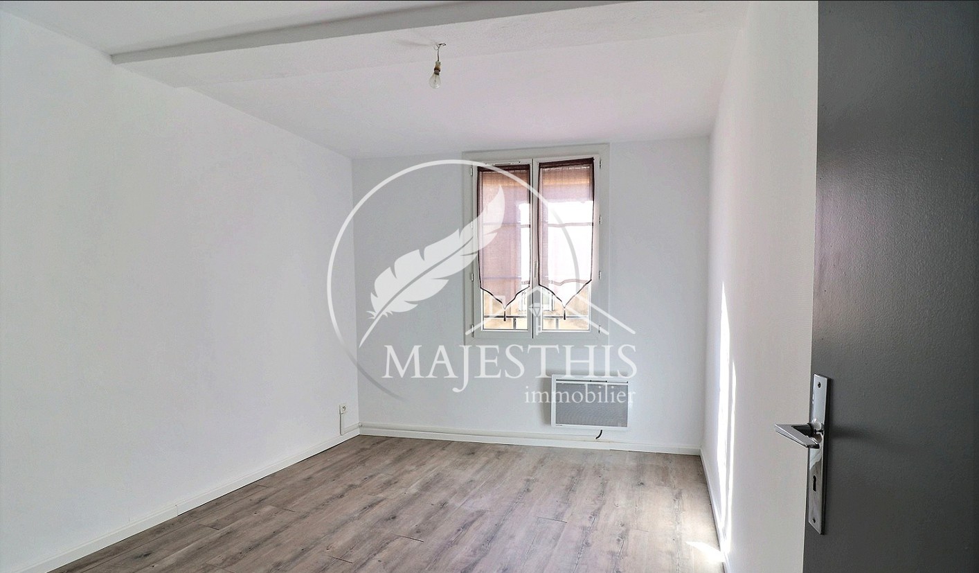Immeuble à vendre à Hyeres, 200 m² – photo 3 sur 6