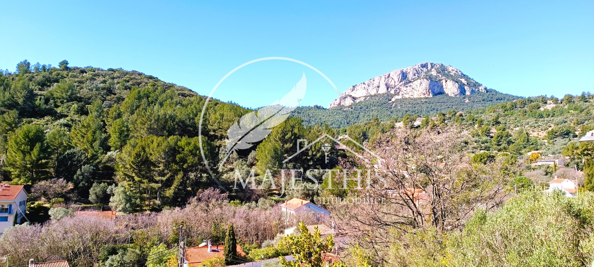 Maison à vendre à Toulon, 113,45 m², 4 pièces – photo 1 sur 12