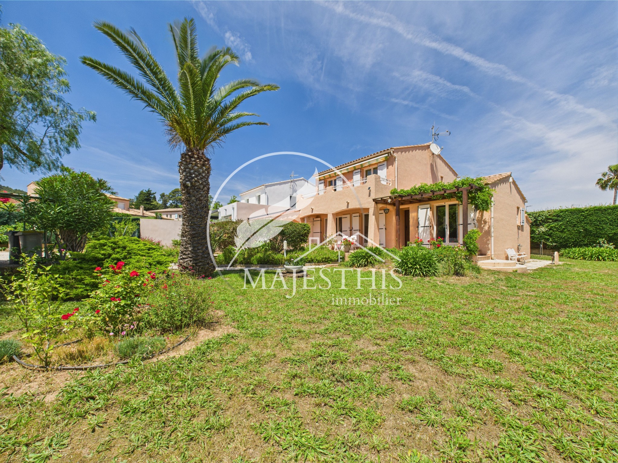 BELLE MAISON FAMILIALE DE 113-QUARTIER COSTEBELLE-ALMANARRE — photo 16