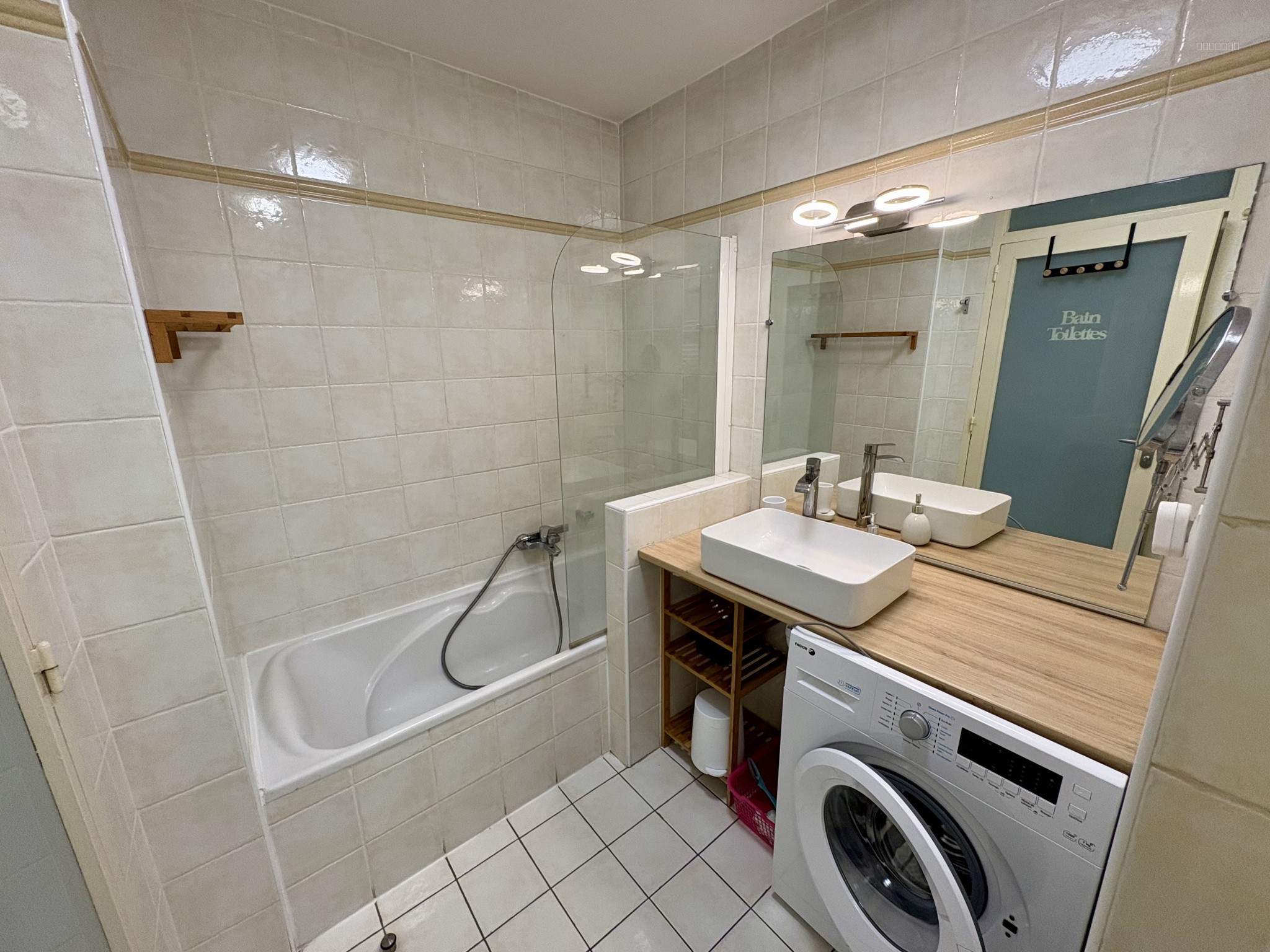 INVESTISSEURS - APPARTEMENT T2 - EMPLACEMENT DE PARKING PRIVATIF - PERPIGNAN CENTRE-VILLE (CLEMENCEAU) - BAIL — photo 5