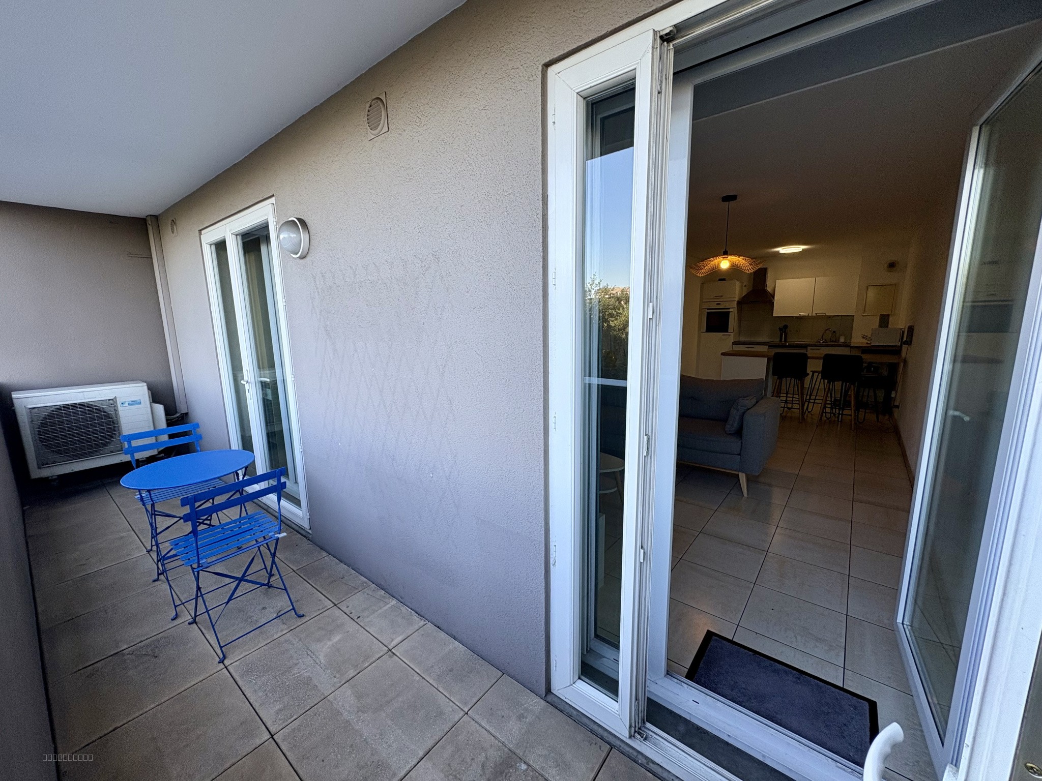 INVESTISSEURS - APPARTEMENT T2 - EMPLACEMENT DE PARKING PRIVATIF - PERPIGNAN CENTRE-VILLE (CLEMENCEAU) - BAIL — photo 8