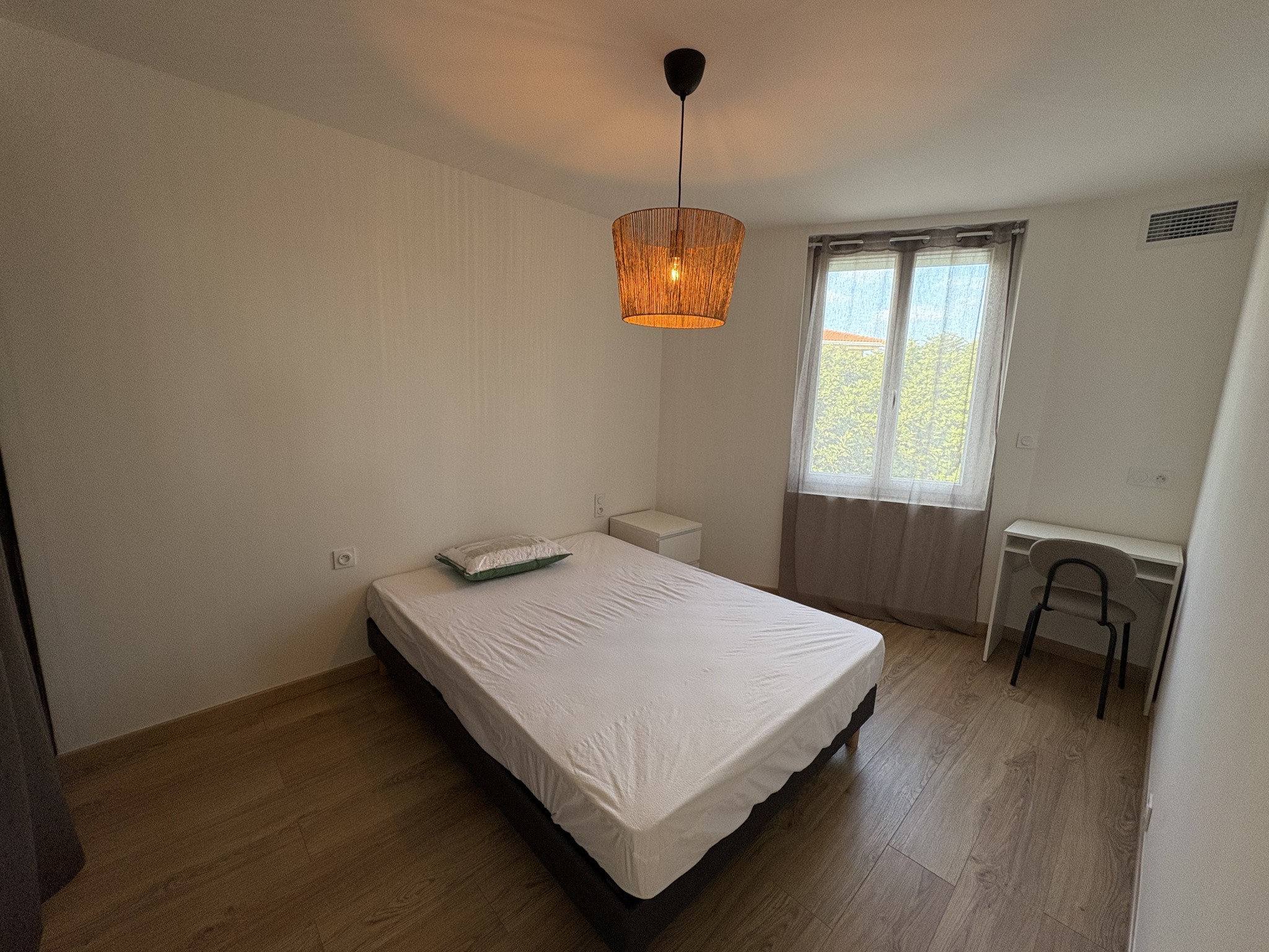LOCATION ANNUELLE MEUBLEE - APPARTEMENT T2 - SAINT-CYPRIEN PLAGE — photo 10