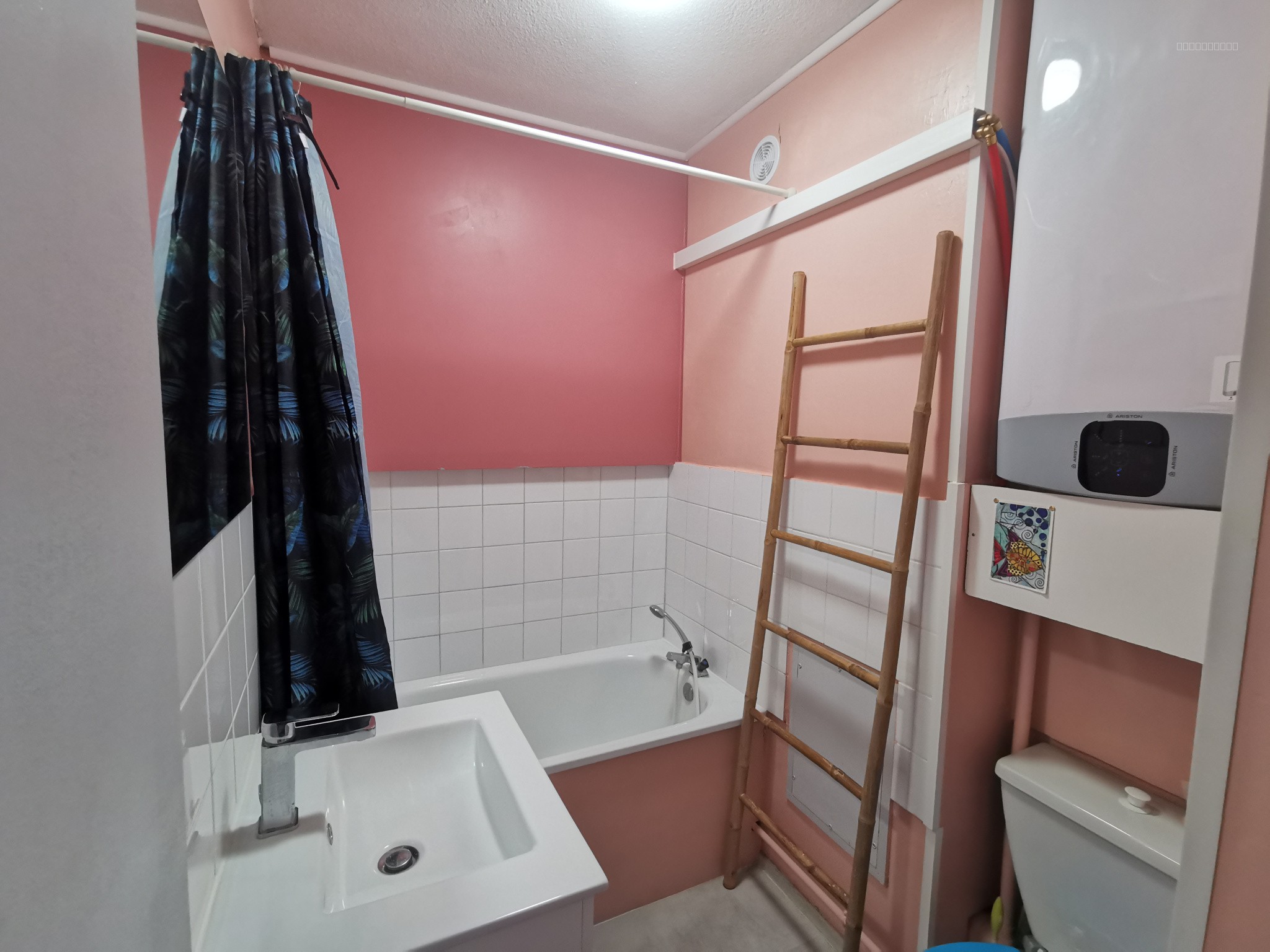 APPARTEMENT STUDIO - PARKING ET CAVE - SAINT-CYPRIEN PLAGE (PORT) — photo 5