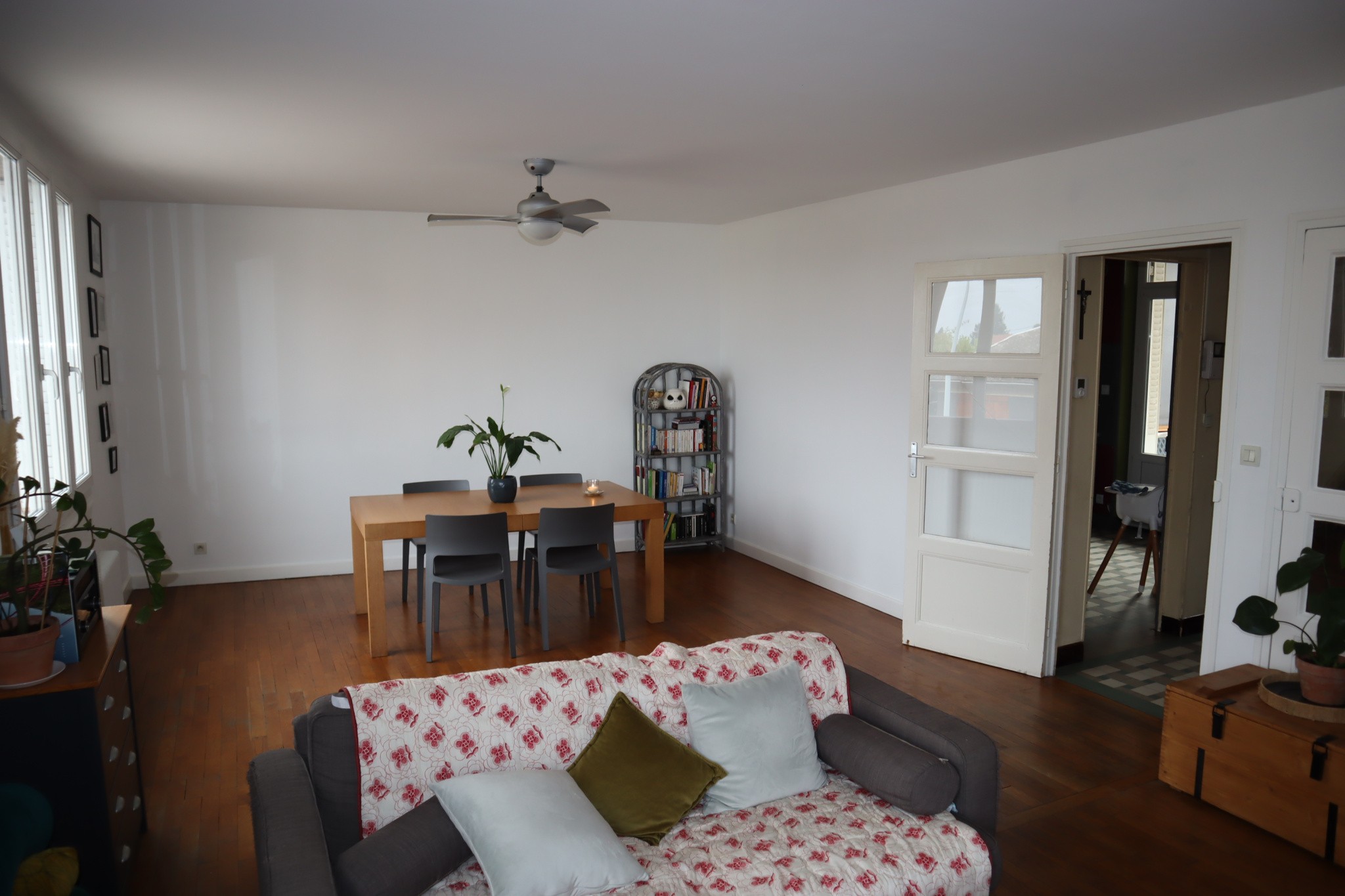 Maison sur sous-sol avec 5 chambres et 4 garages — photo 5