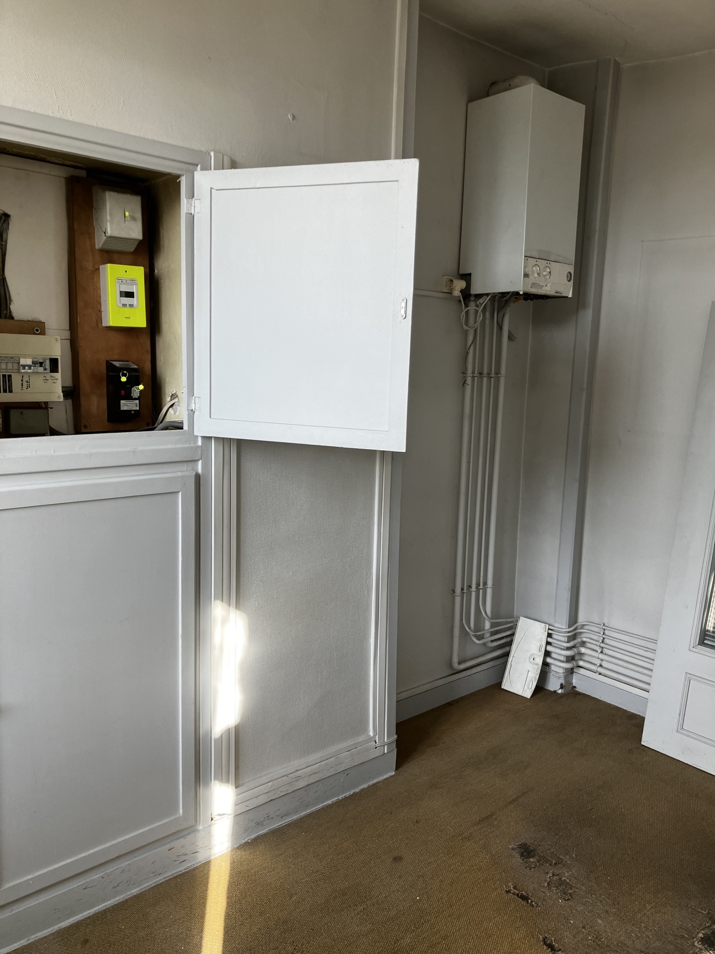 Local commercial à louer à Autun, 80 m² – photo 3 sur 10