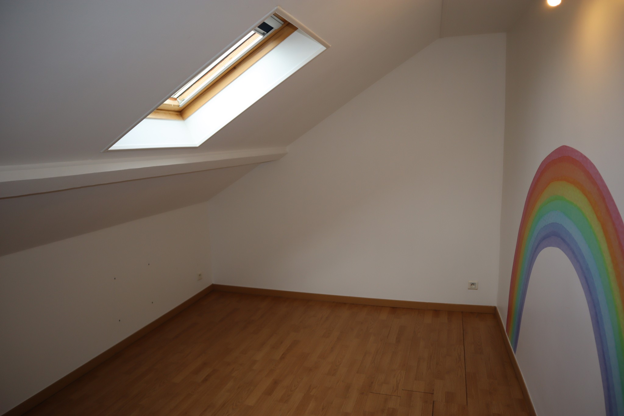 Maison sur sous-sol avec 5 chambres et 4 garages — photo 11