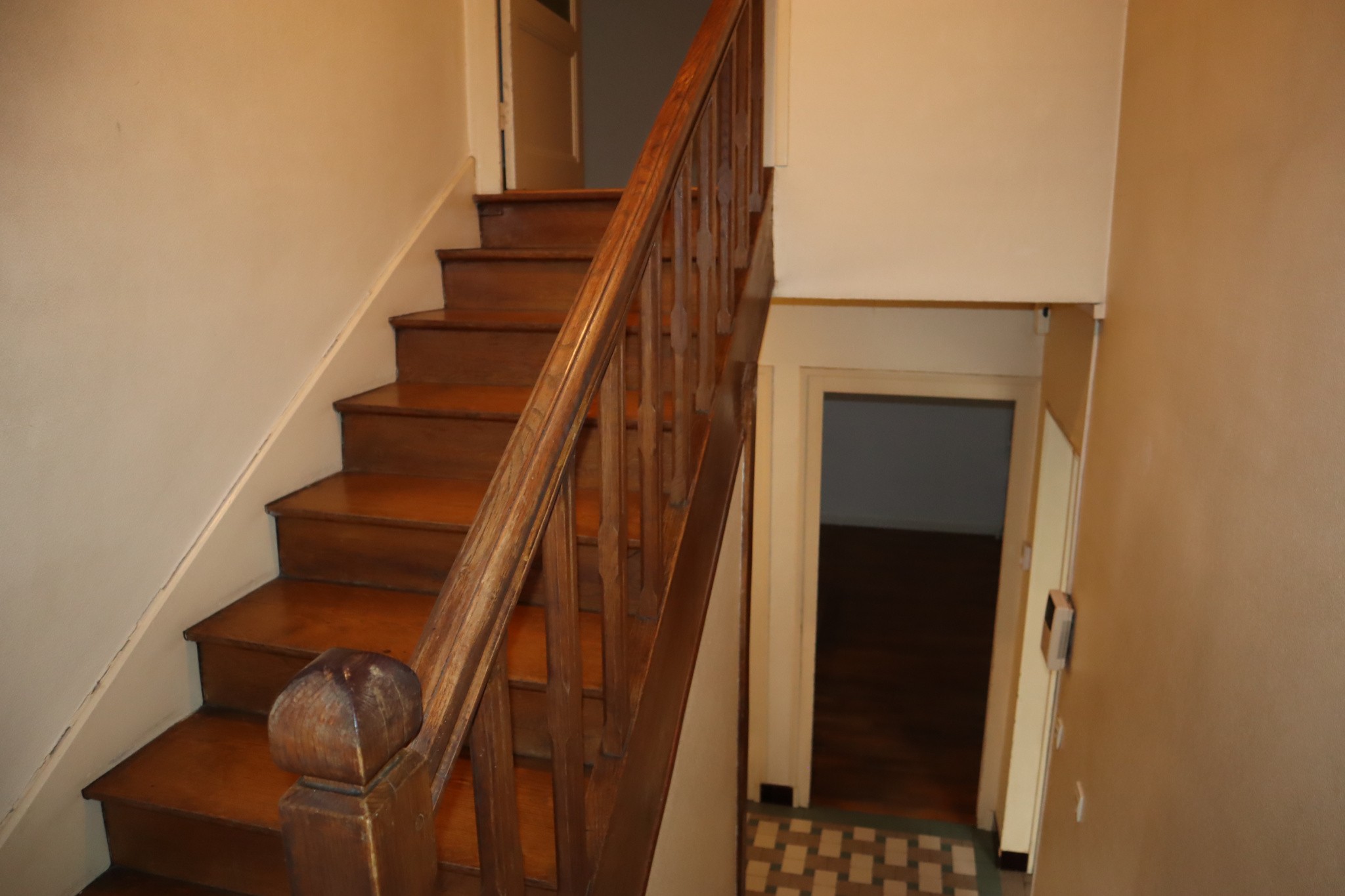 Maison sur sous-sol avec 5 chambres et 4 garages — photo 18