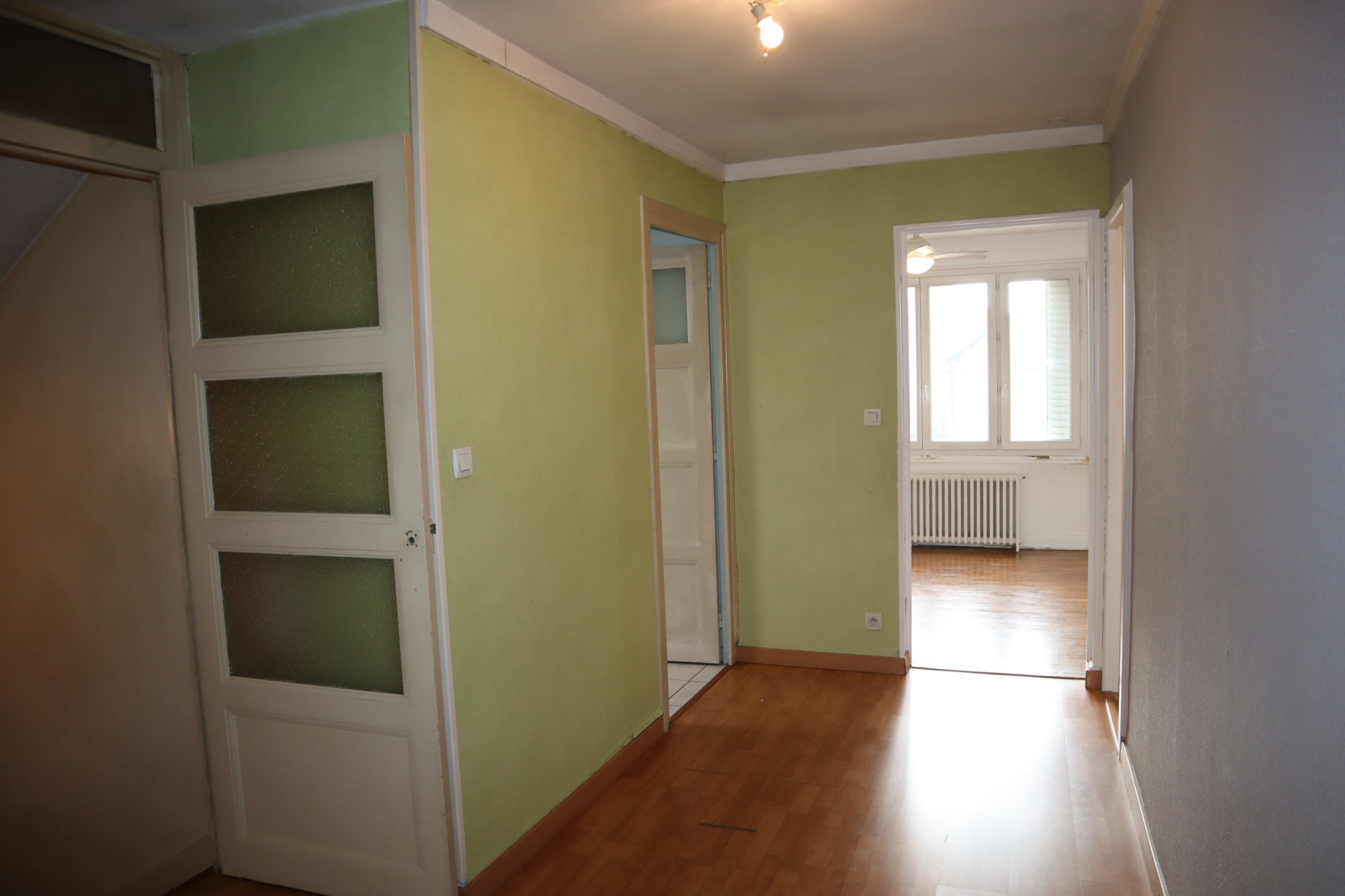 Maison sur sous-sol avec 5 chambres et 4 garages — photo 14