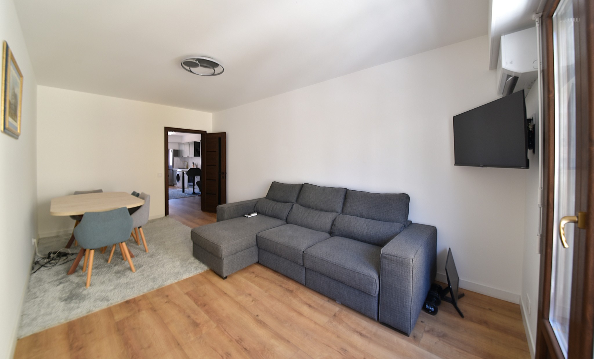 BEAU 2 PIECES TRAVERSANT/BALCONS/RENOVE — photo 1