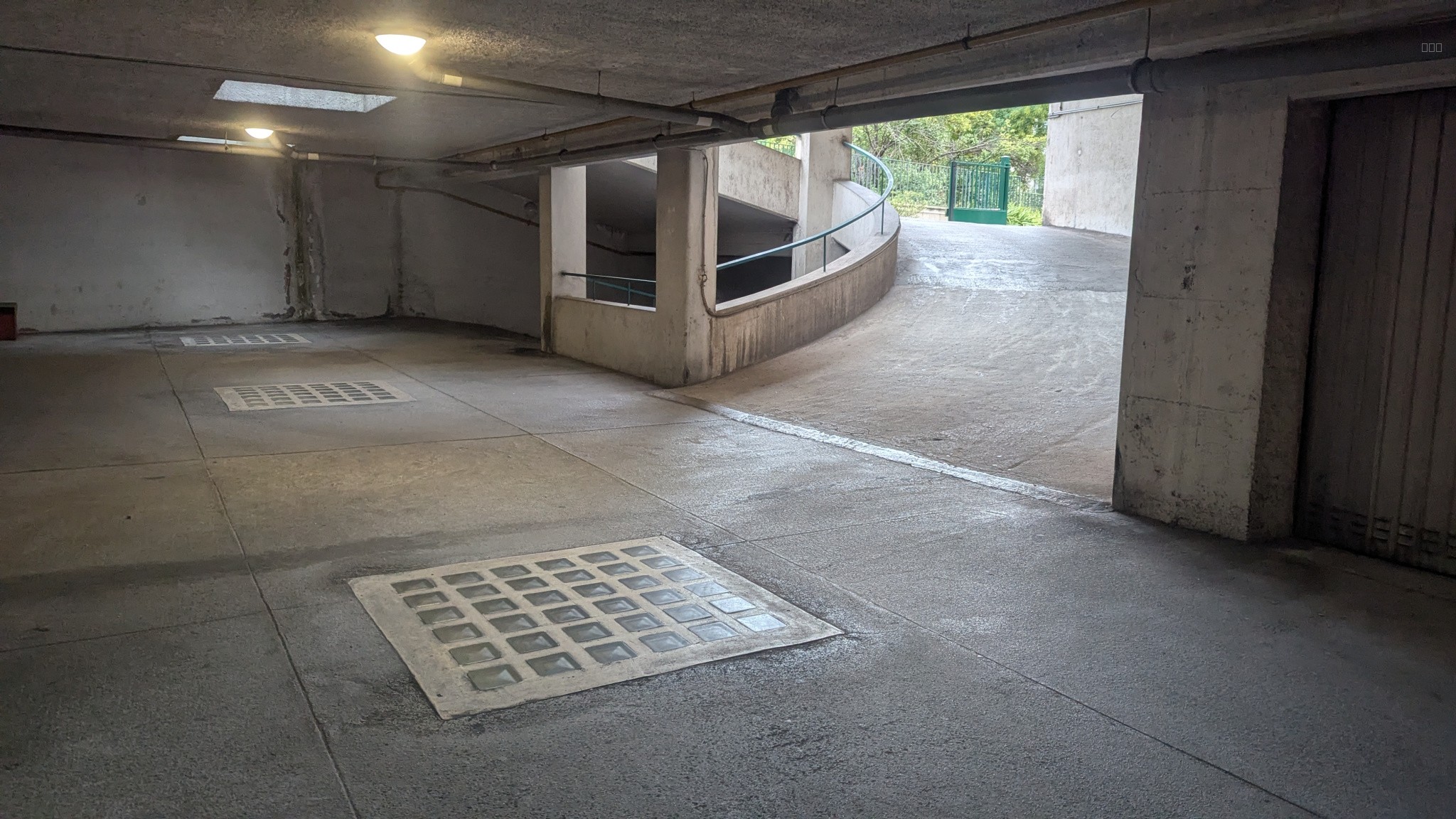 Garage fermé - Résidence du Belvédère - Tzarewicth — photo 7