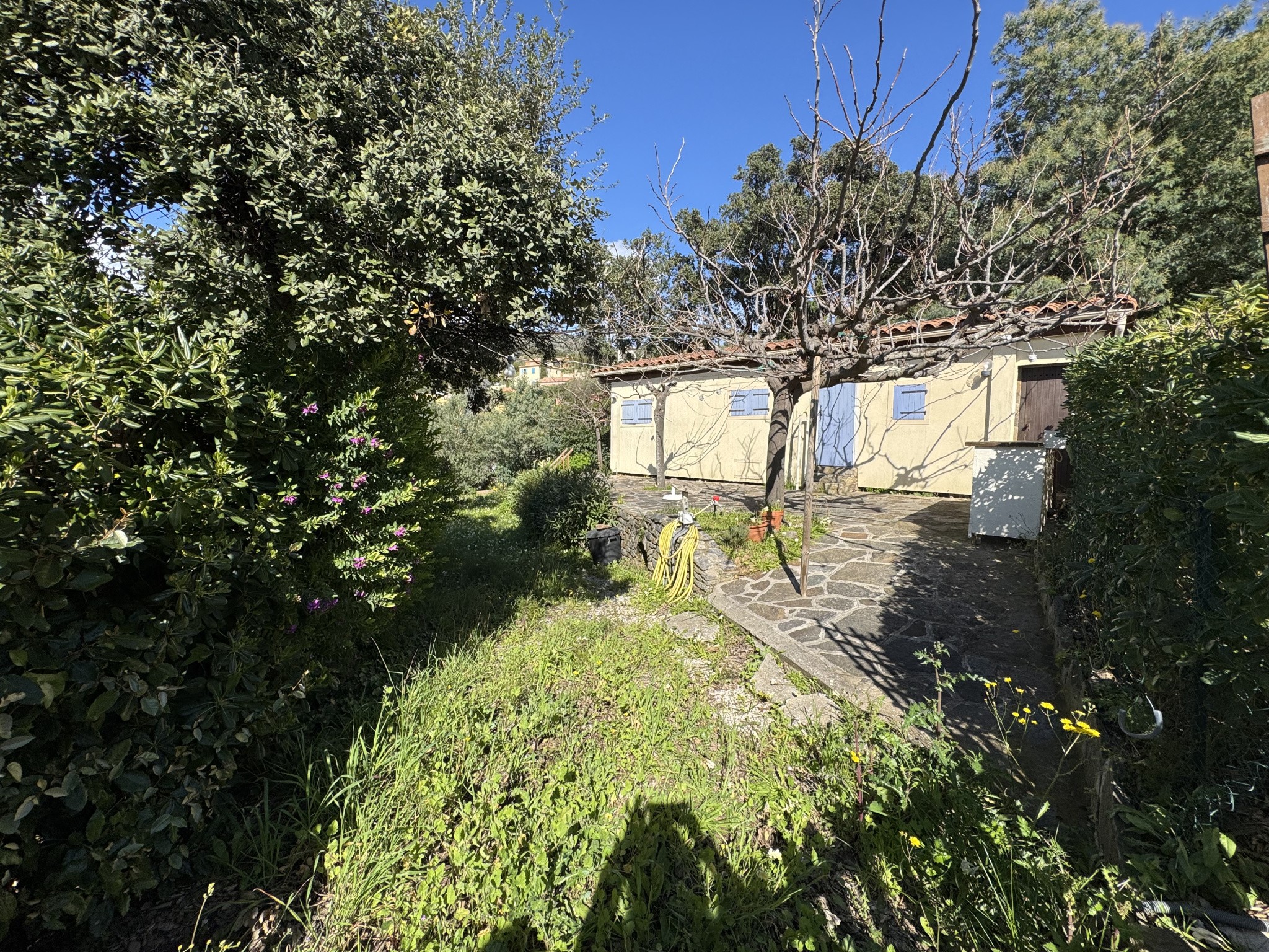 Terrain à vendre à Bormes les mimosas, 246 m² – photo 2 sur 5