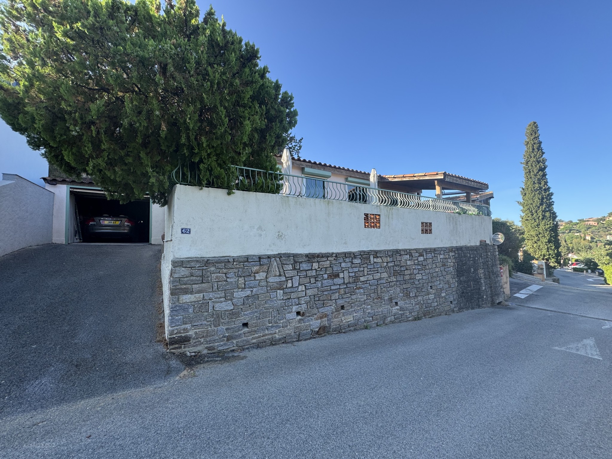 Maison à vendre à Bormes les mimosas, 63 m², 4 pièces – photo 2 sur 12
