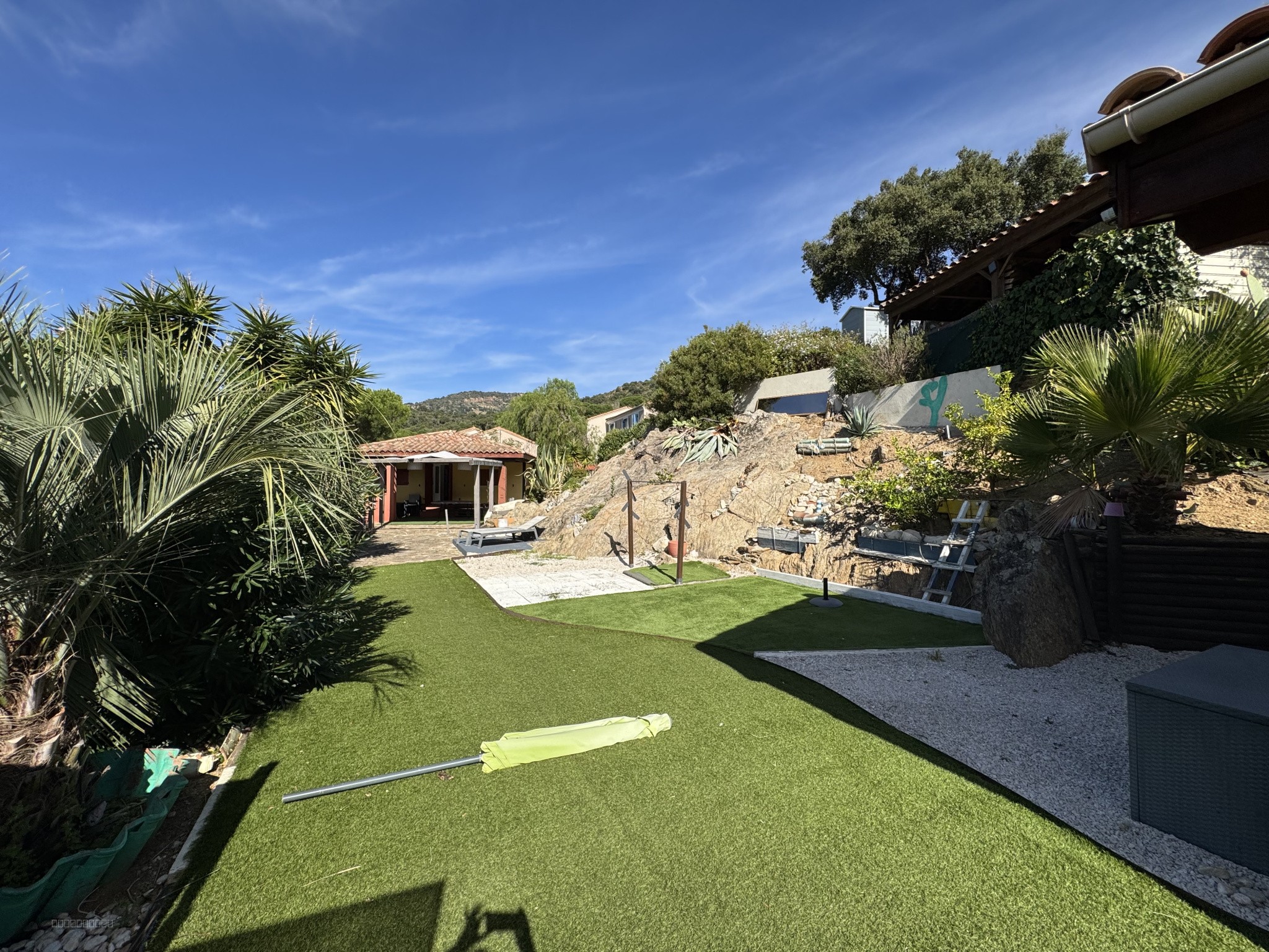 Bien immobilier à vendre à Bormes les mimosas, 80 m², 5 pièces – photo 2 sur 15