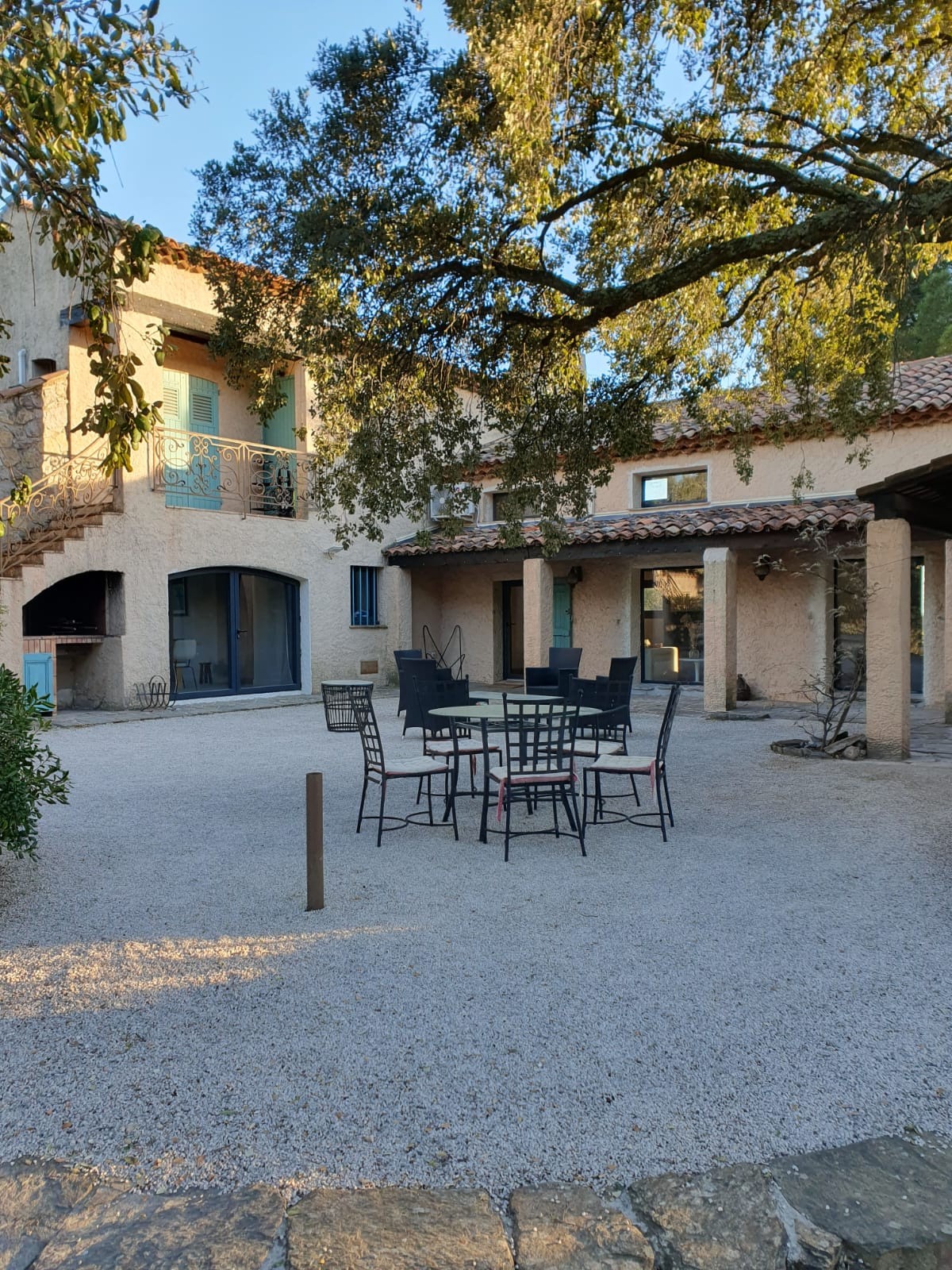 Bien immobilier à vendre à La londe les maures, 225 m², 7 pièces – photo 2 sur 20