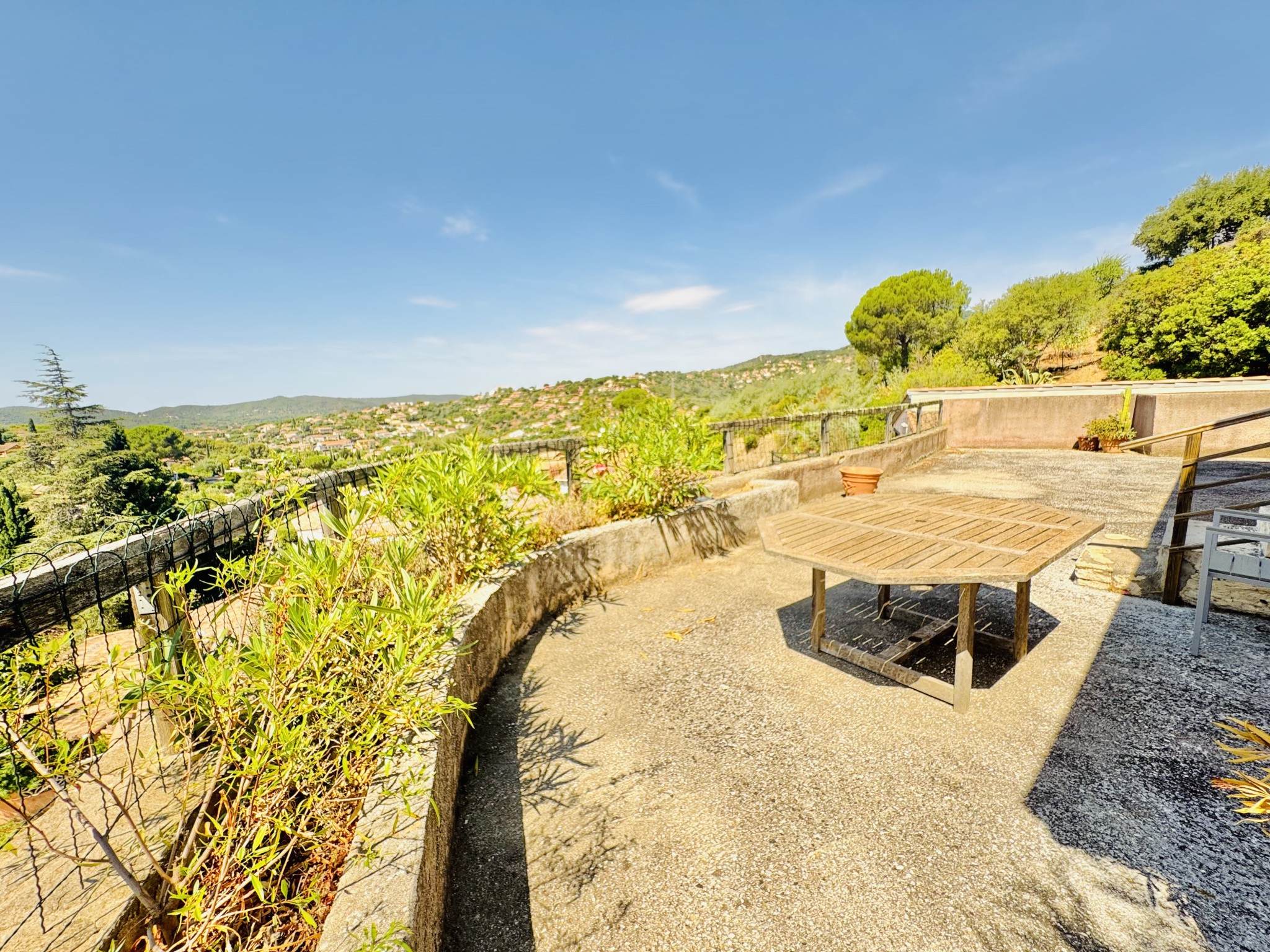 Terrain à vendre à Bormes les mimosas, 431 m², 3 pièces – photo 2 sur 7