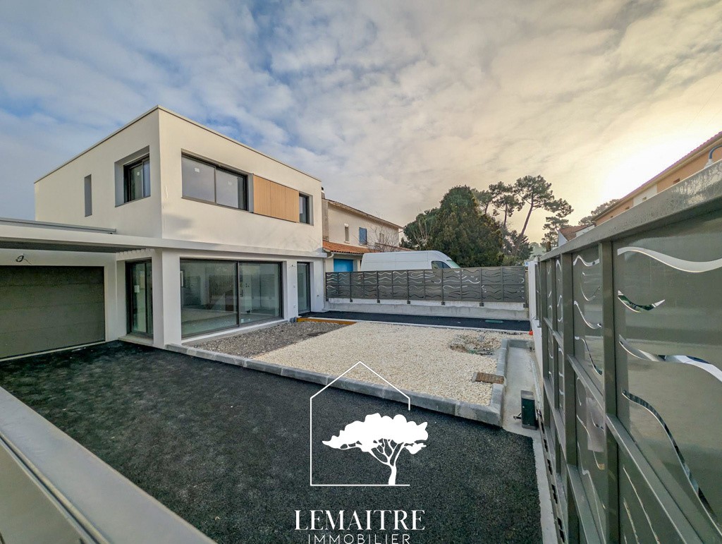 Maison à vendre à La palmyre, 108,33 m², 4 pièces – photo 1 sur 4